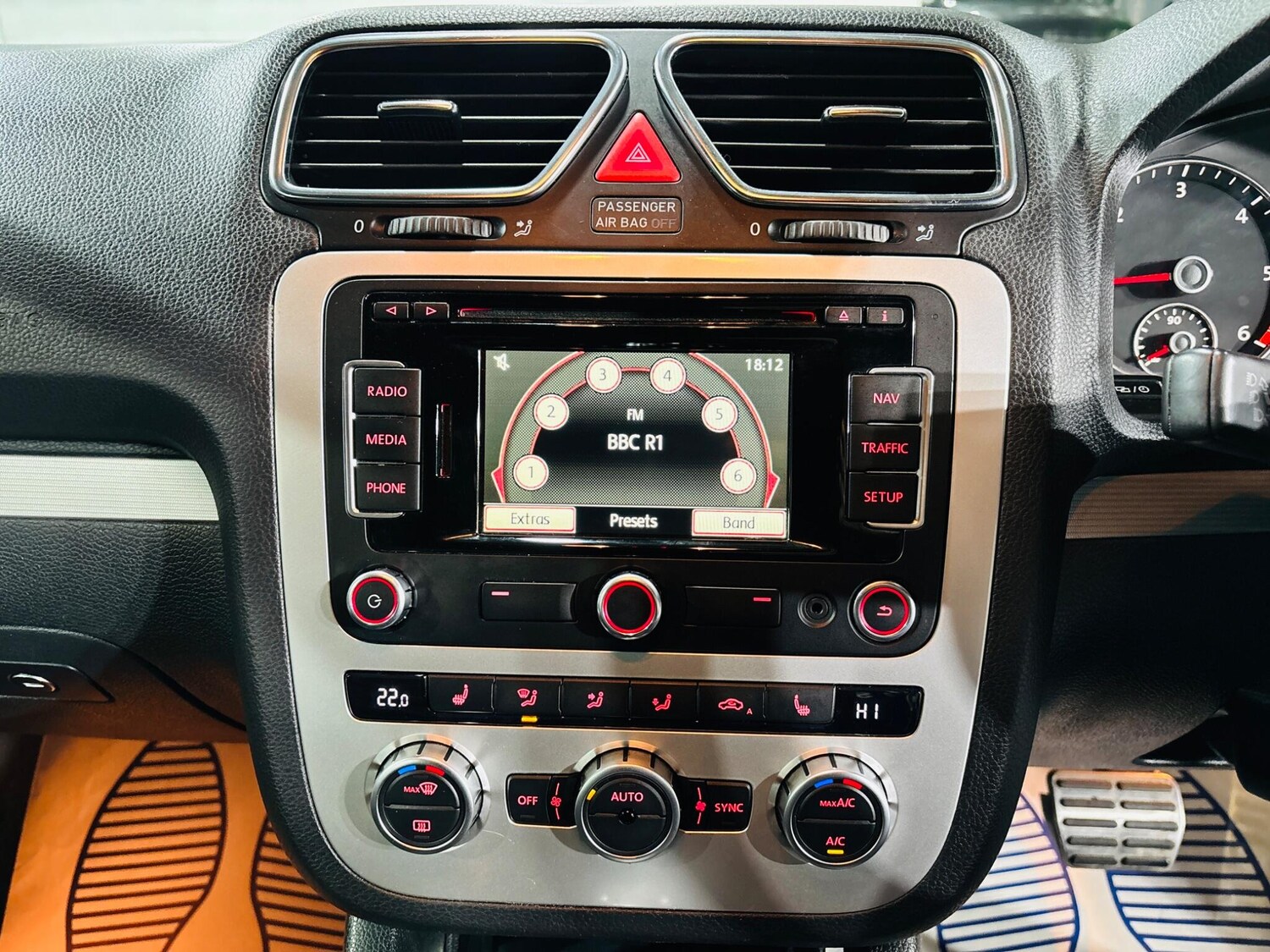 Used Volkswagen Scirocco 2014 for sale - 76360384: Photo 25