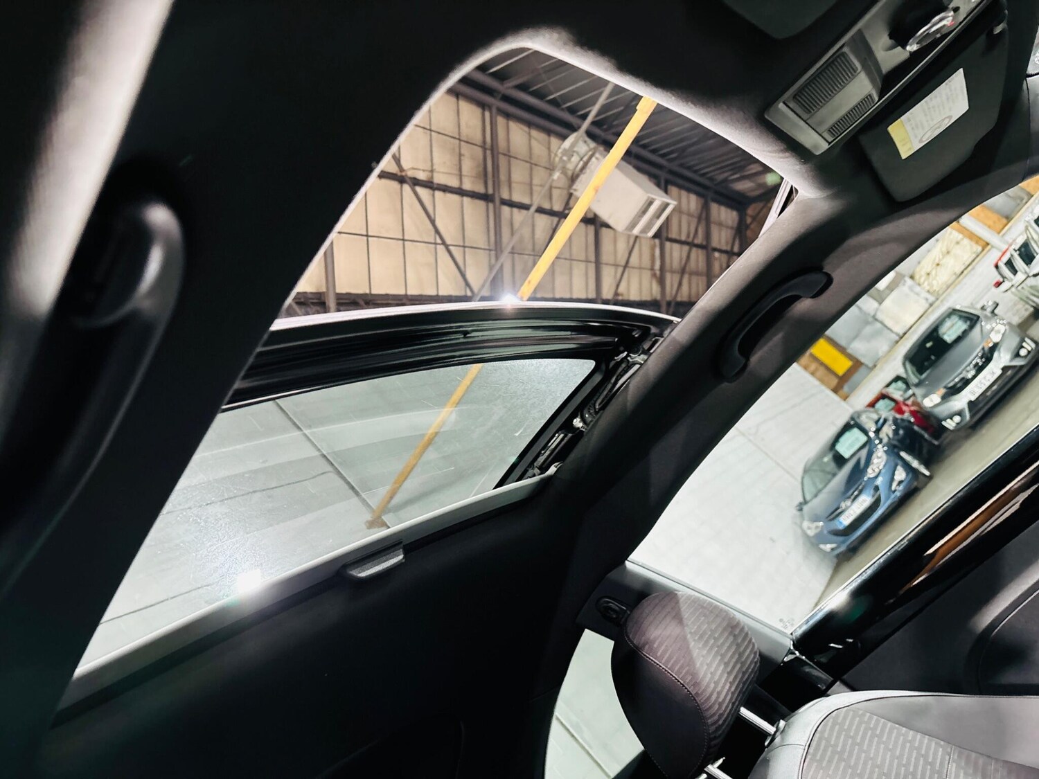 Used Volkswagen Beetle for sale - 77411309: Photo 28