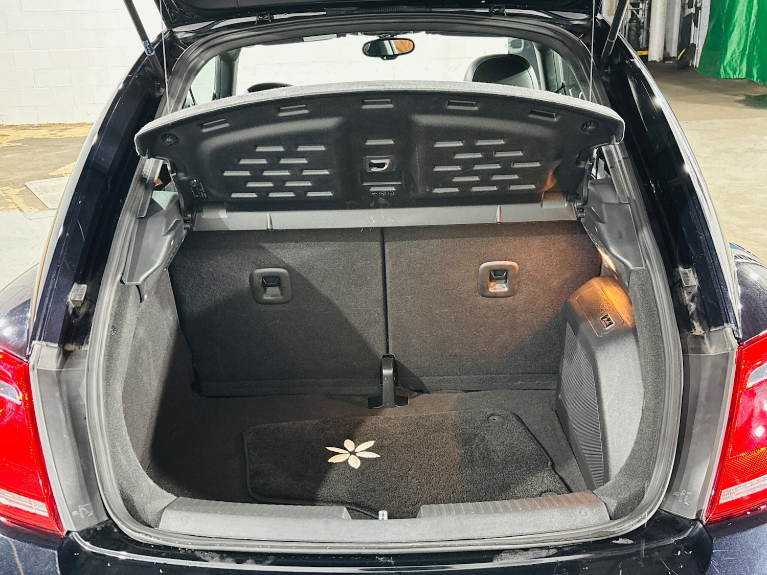 Used Volkswagen Beetle for sale - 77411309: Photo 32