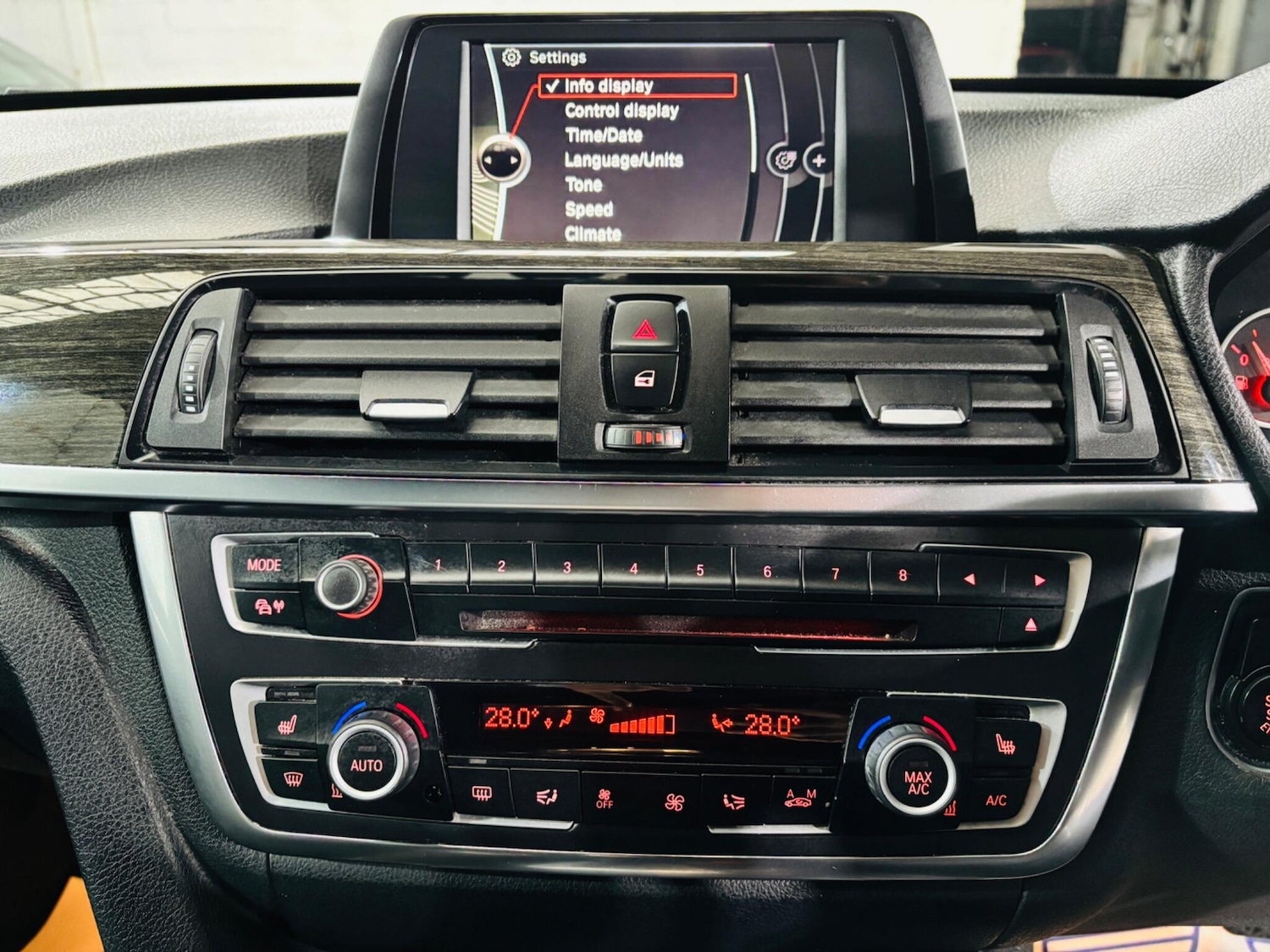 Used BMW 3 Series 2013 for sale - 76991978: Photo 26