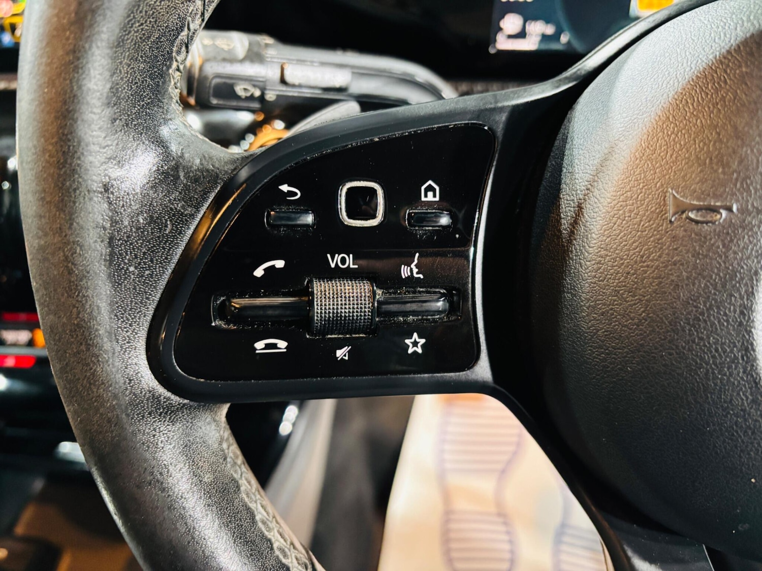 Used Mercedes-Benz A-Class 2018 for sale - 77120827: Photo 21