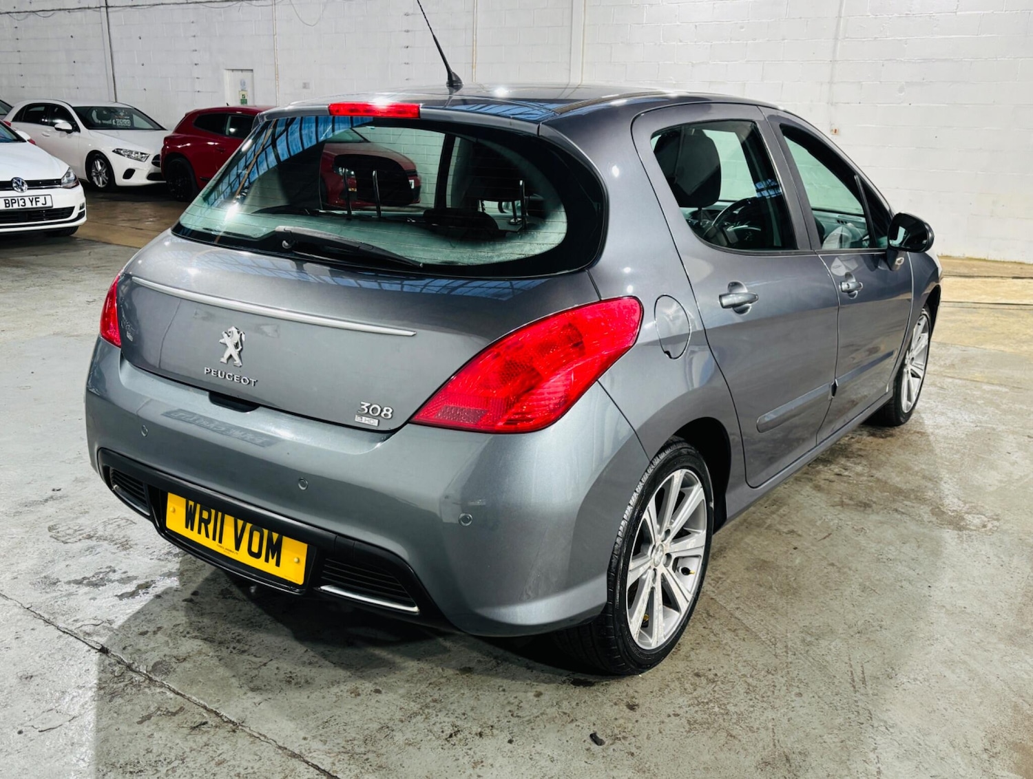 Used Peugeot 308 2011 for sale - 77359189: Photo 5