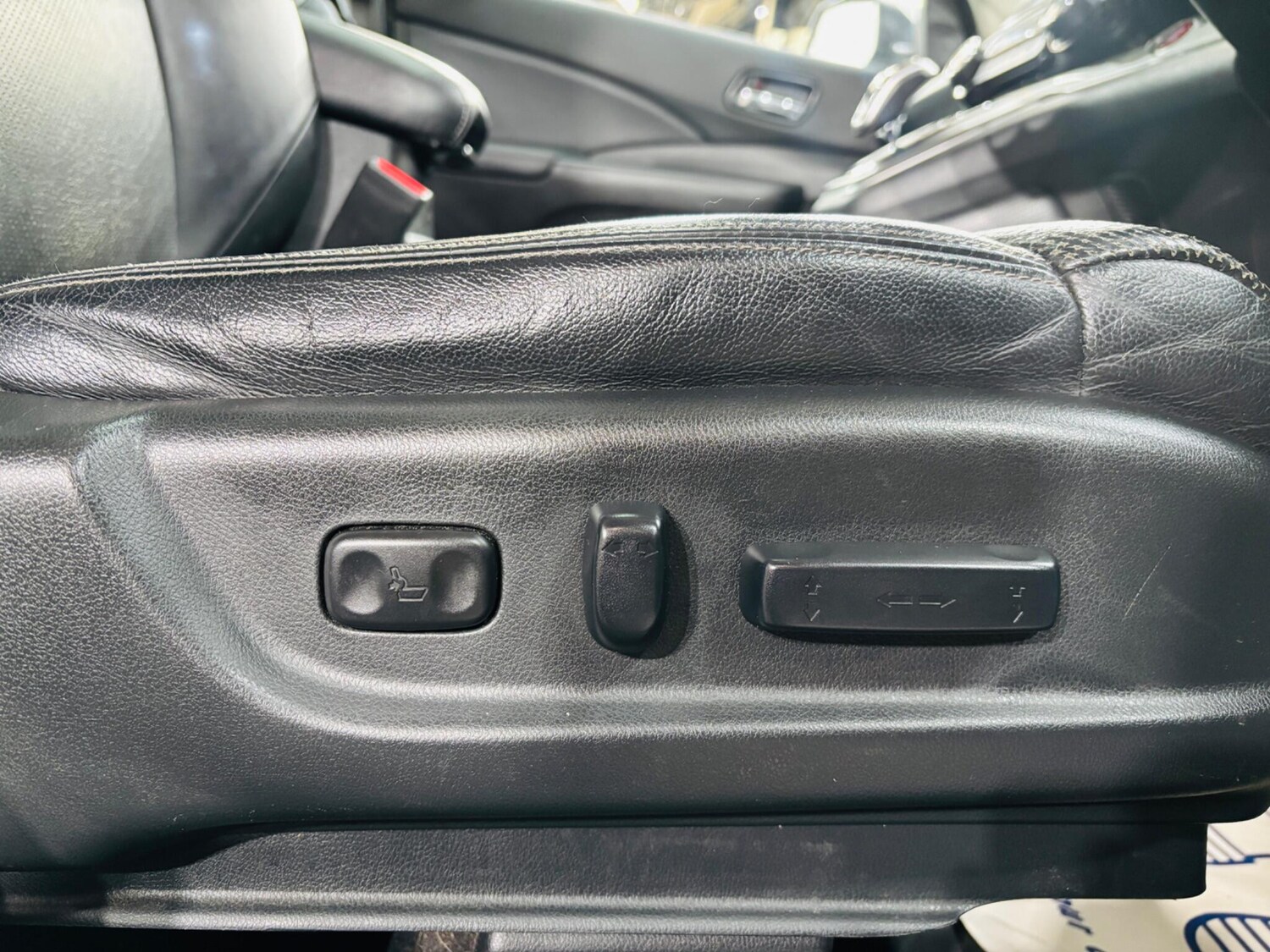 Used Honda CR-V 2015 for sale - 78019547: Photo 34