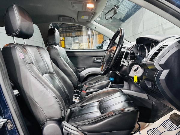Used Mitsubishi Outlander 2011 for sale - 76314820: Photo 13