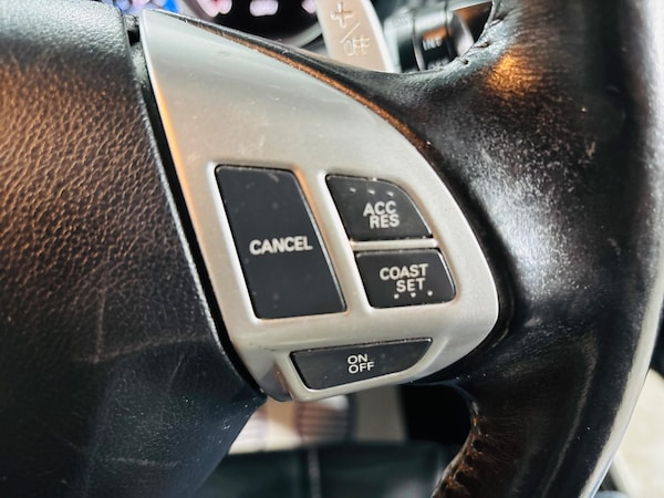 Used Mitsubishi Outlander 2011 for sale - 76314820: Photo 19
