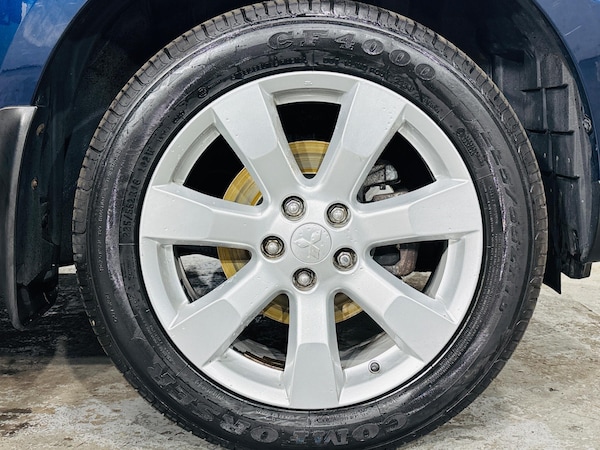 Used Mitsubishi Outlander 2011 for sale - 76314820: Photo 28