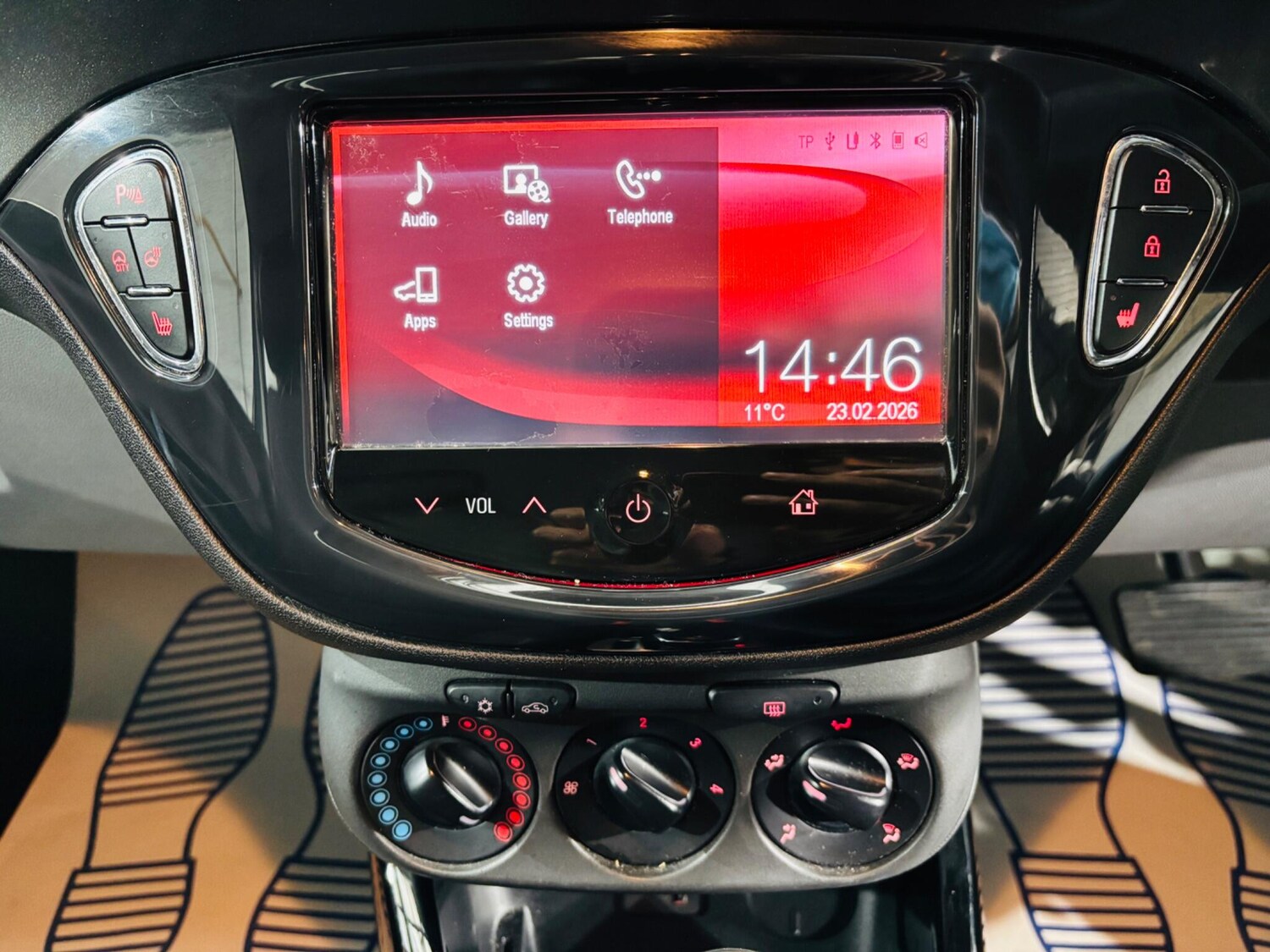 Used Vauxhall Corsa 2015 for sale - 77646971: Photo 21