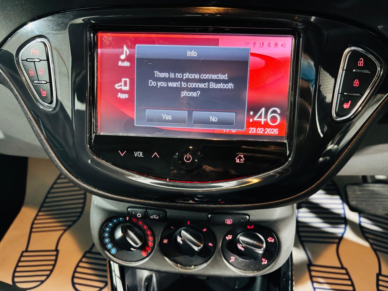 Used Vauxhall Corsa 2015 for sale - 77646971: Photo 24