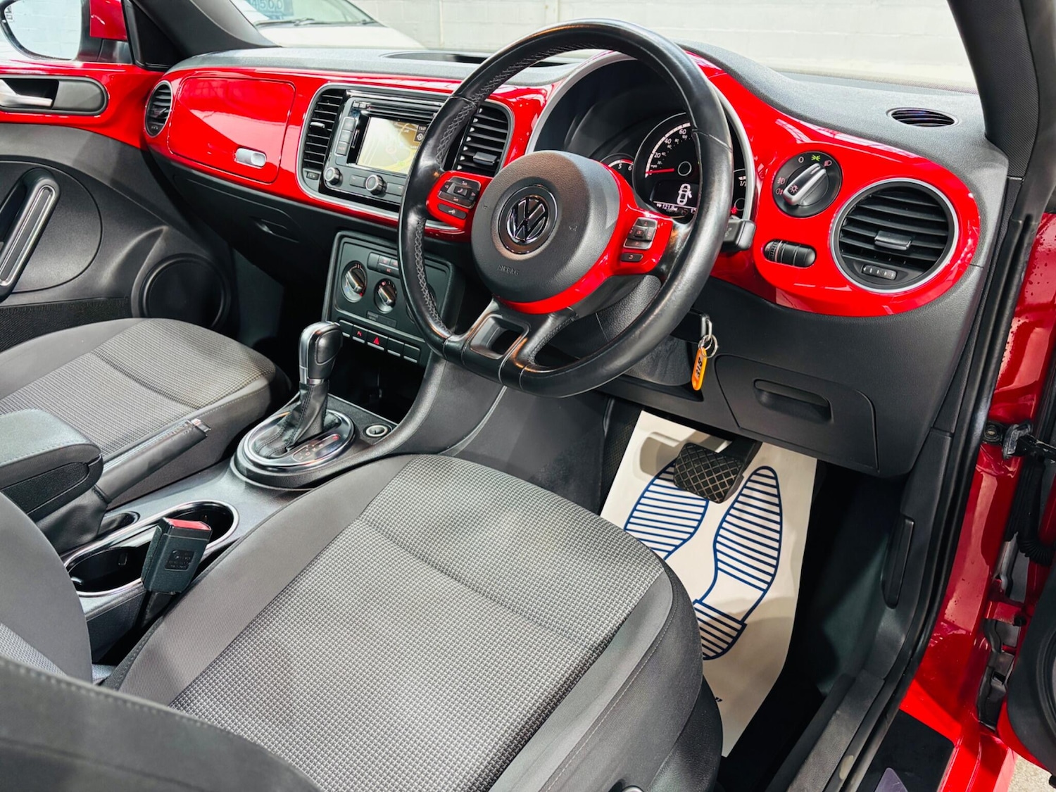 Used Volkswagen Beetle 2013 for sale - 76349307: Photo 10