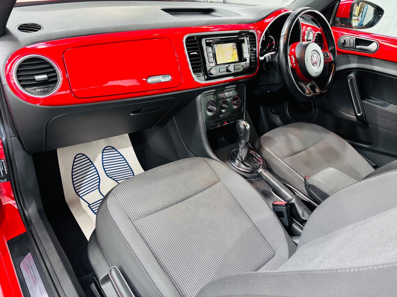 Used Volkswagen Beetle 2013 for sale - 76349307: Photo 14