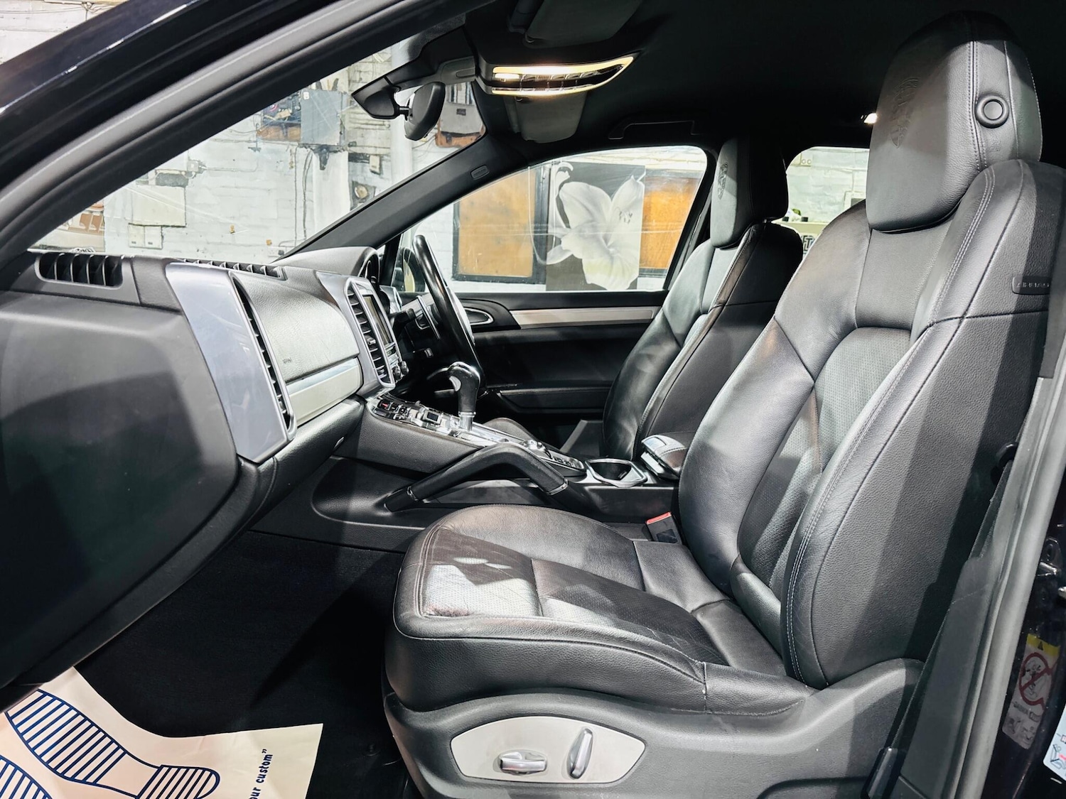 Used Porsche Cayenne 2011 for sale - 77737986: Photo 15