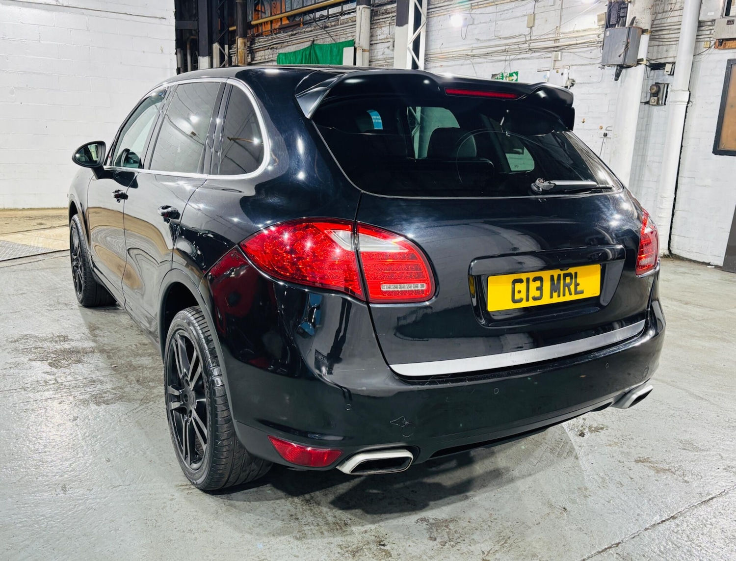 Used Porsche Cayenne 2011 for sale - 77737986: Photo 7