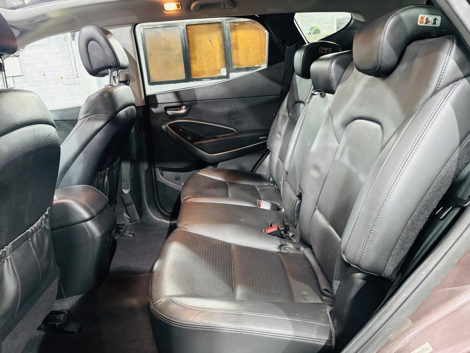 Used Hyundai Santa Fe 2014 for sale - 76398829: Photo 16