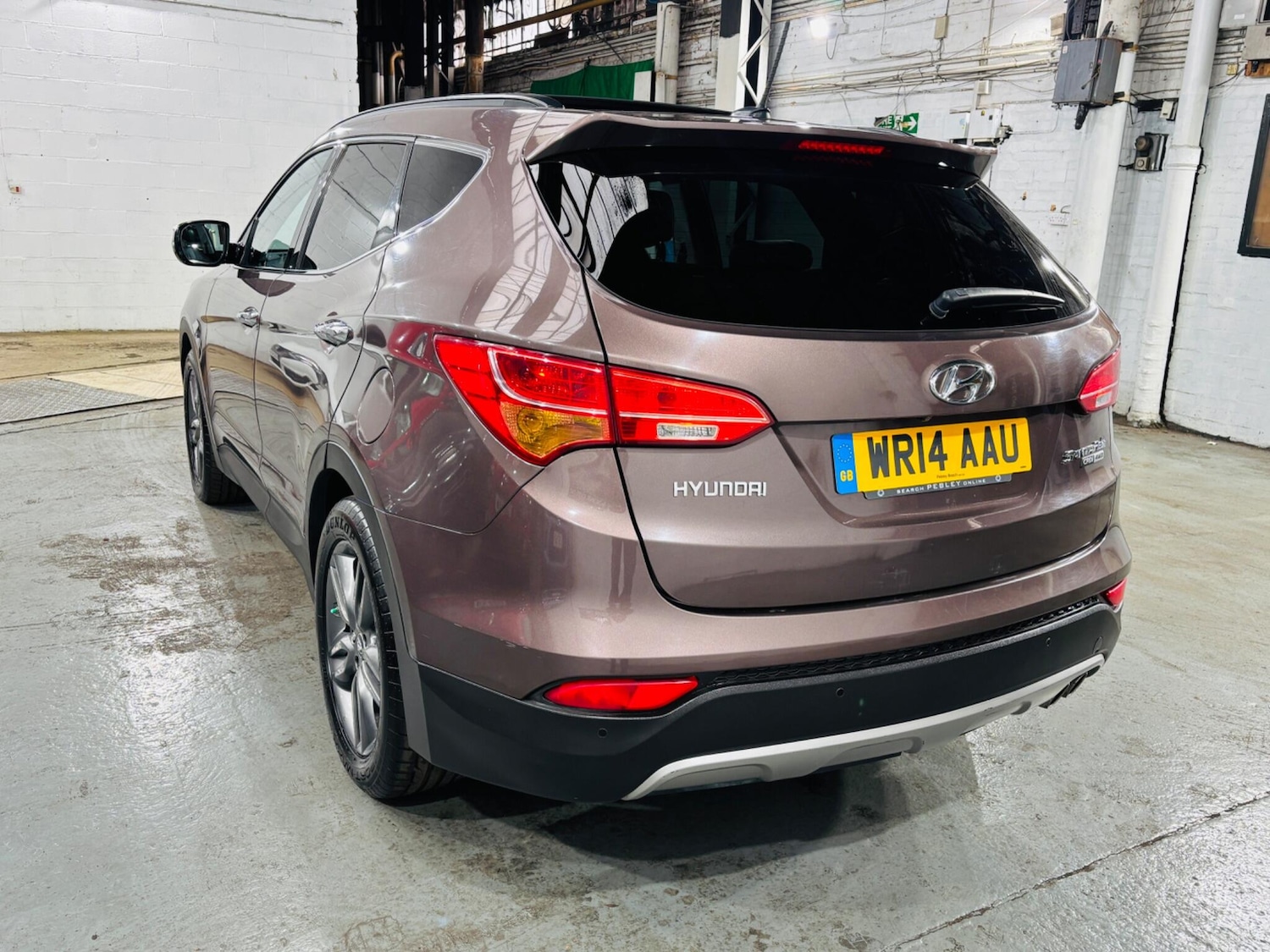 Used Hyundai Santa Fe 2014 for sale - 76398829: Photo 7