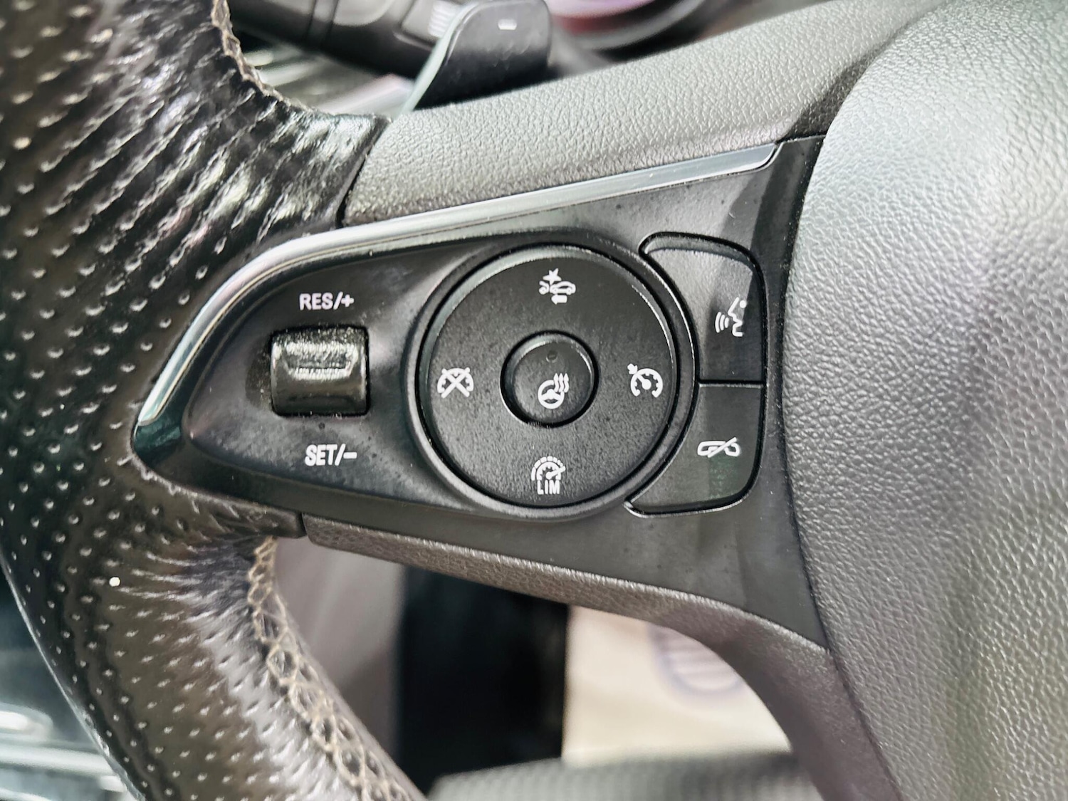 Used Vauxhall Insignia 2018 for sale - 76227421: Photo 21