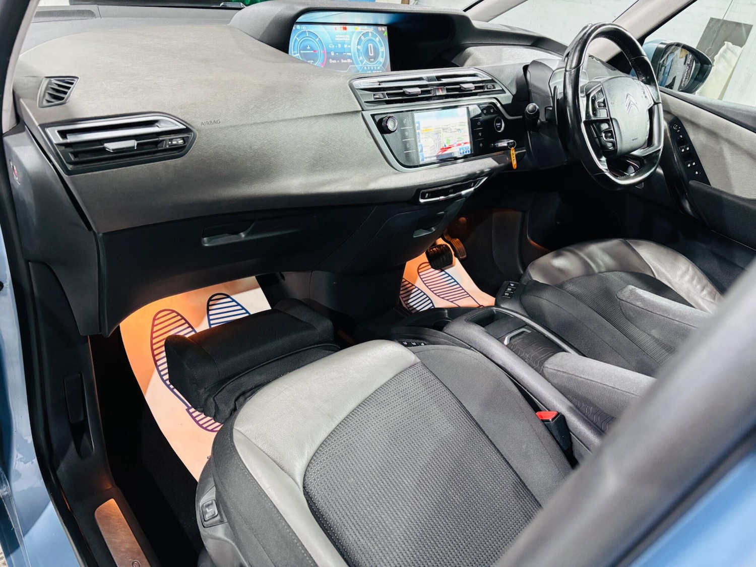 Used Citroen C4 Grand Picasso 2016 for sale - 76592801: Photo 13