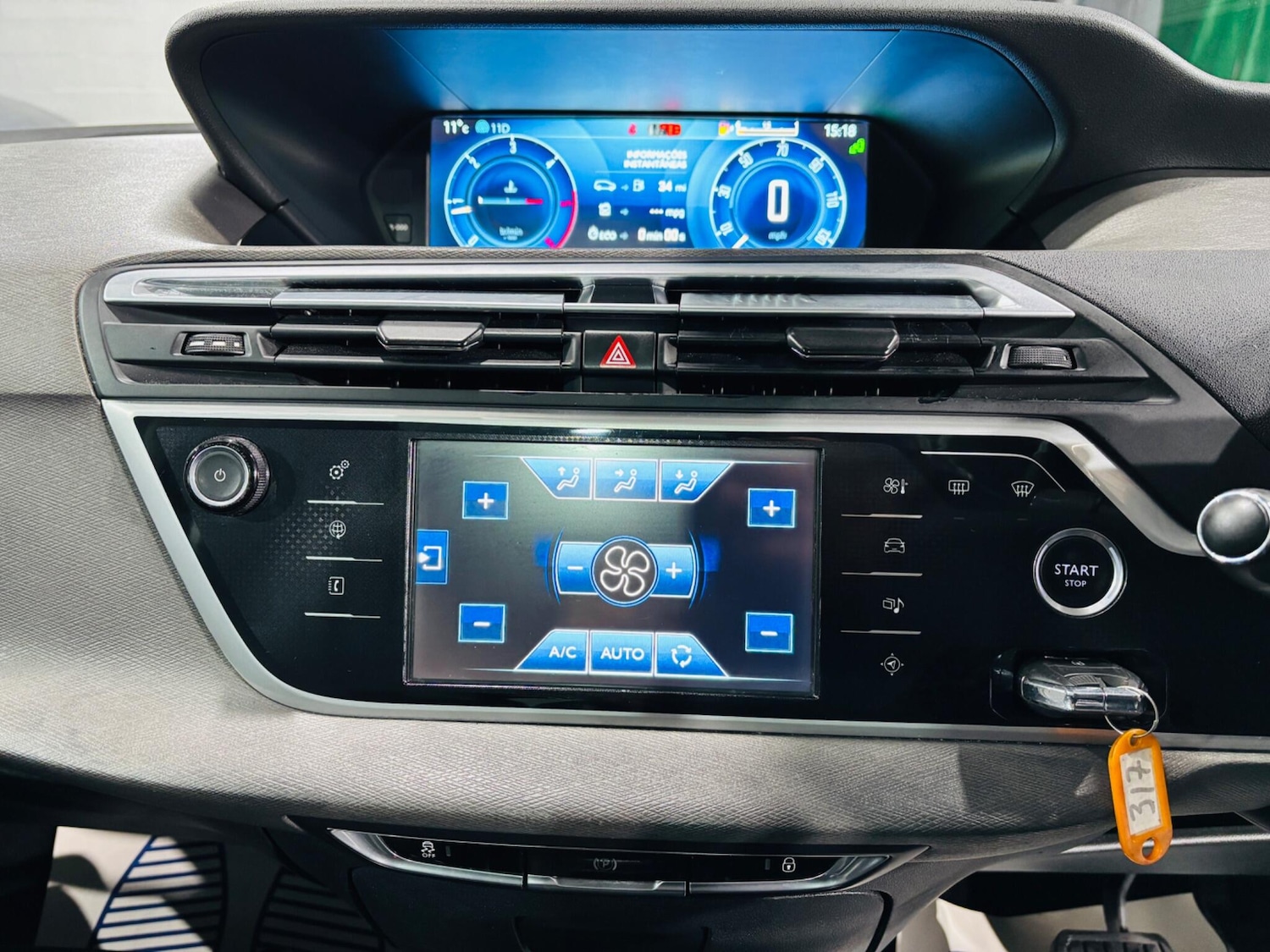 Used Citroen C4 Grand Picasso 2016 for sale - 76592801: Photo 21