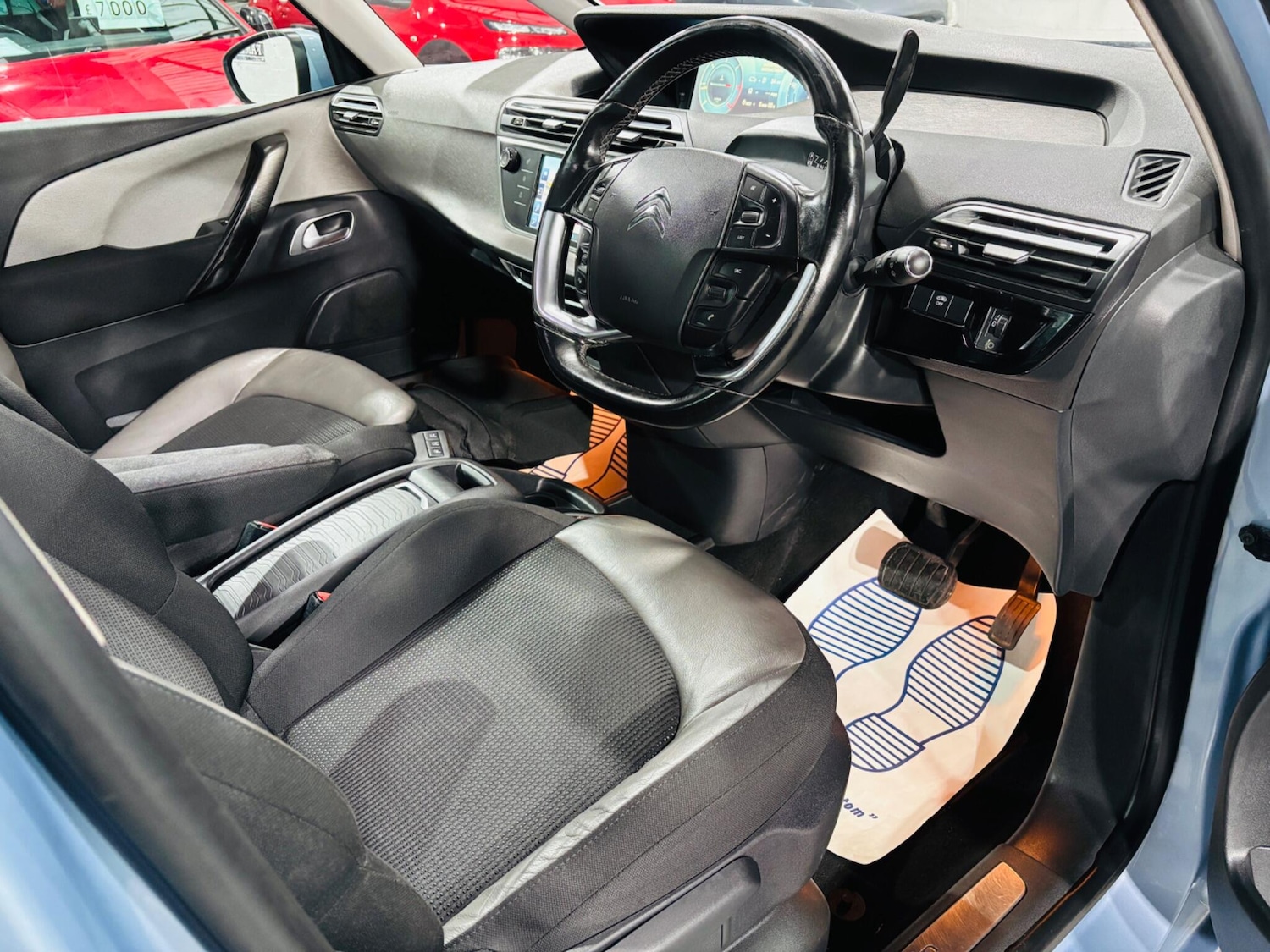 Used Citroen C4 Grand Picasso 2016 for sale - 76592801: Photo 9