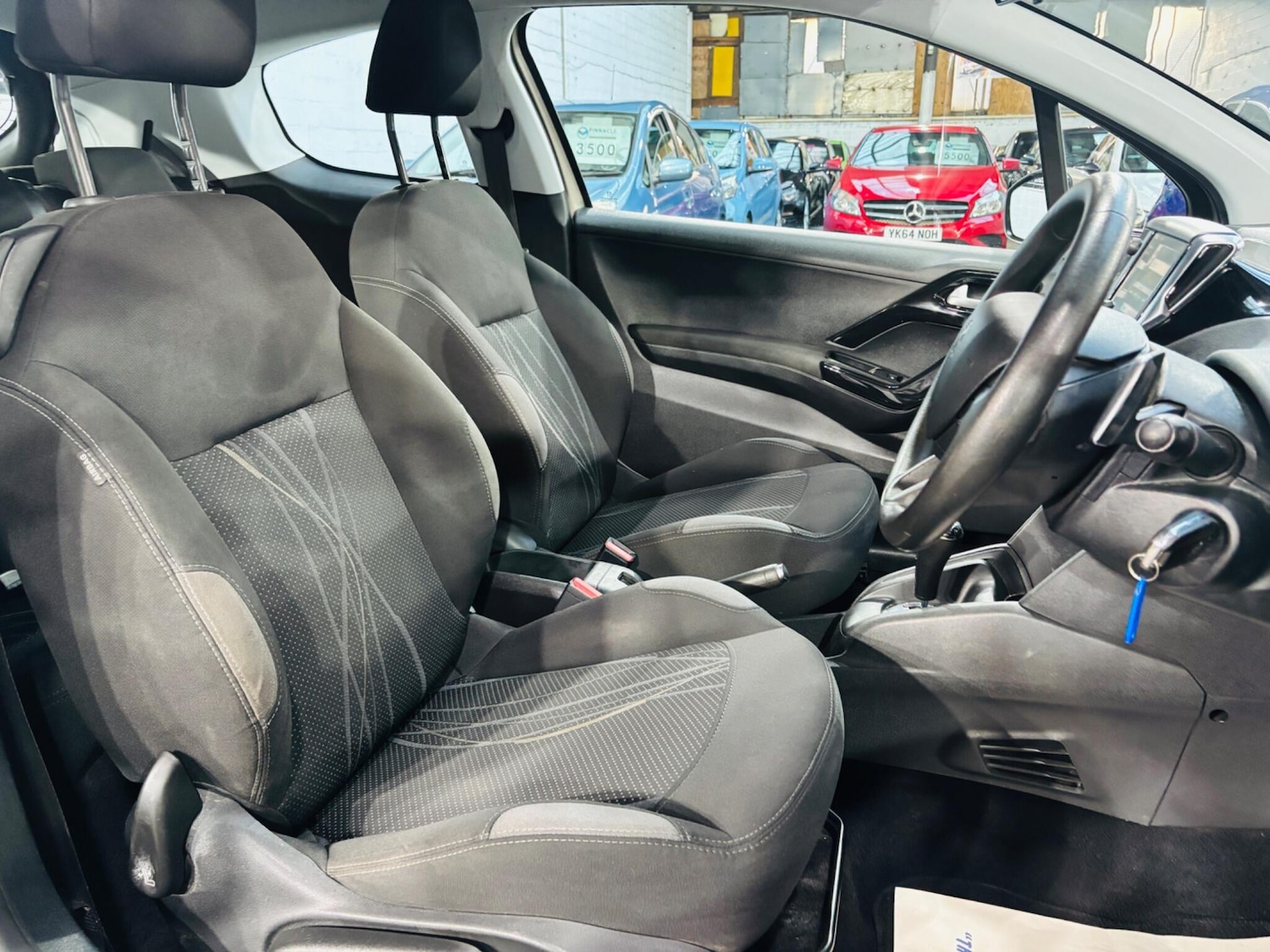 Used Peugeot 208 2014 for sale - 77957578: Photo 13