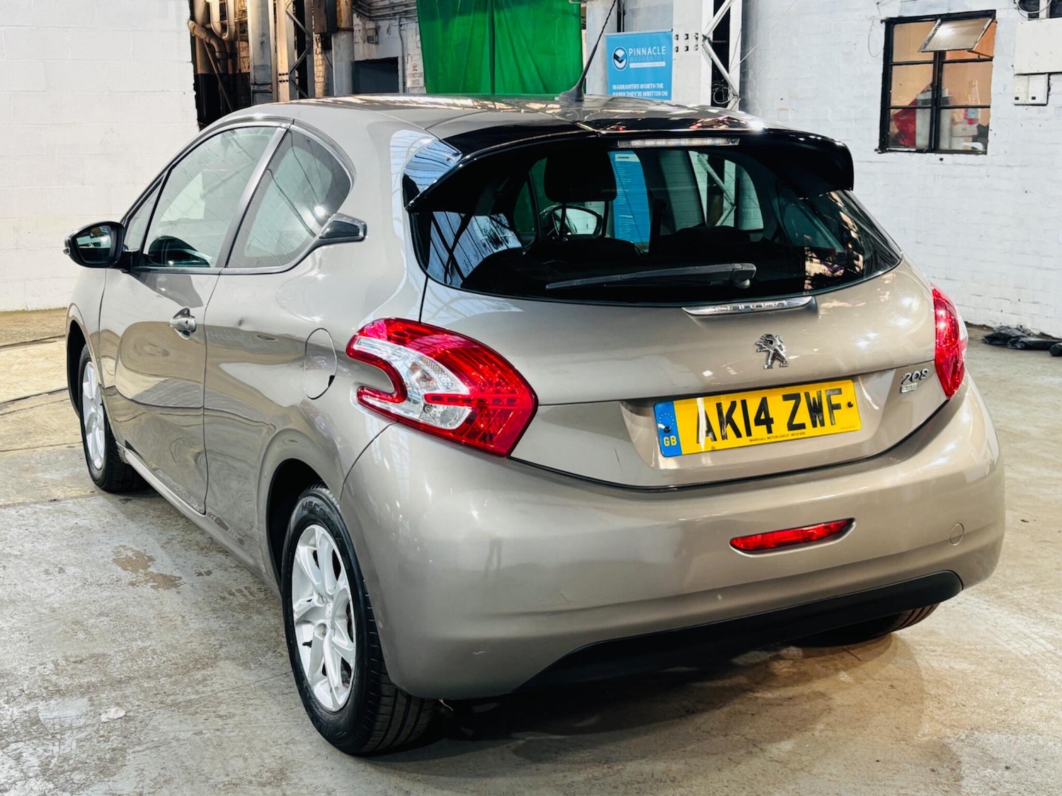 Used Peugeot 208 2014 for sale - 77957578: Photo 7