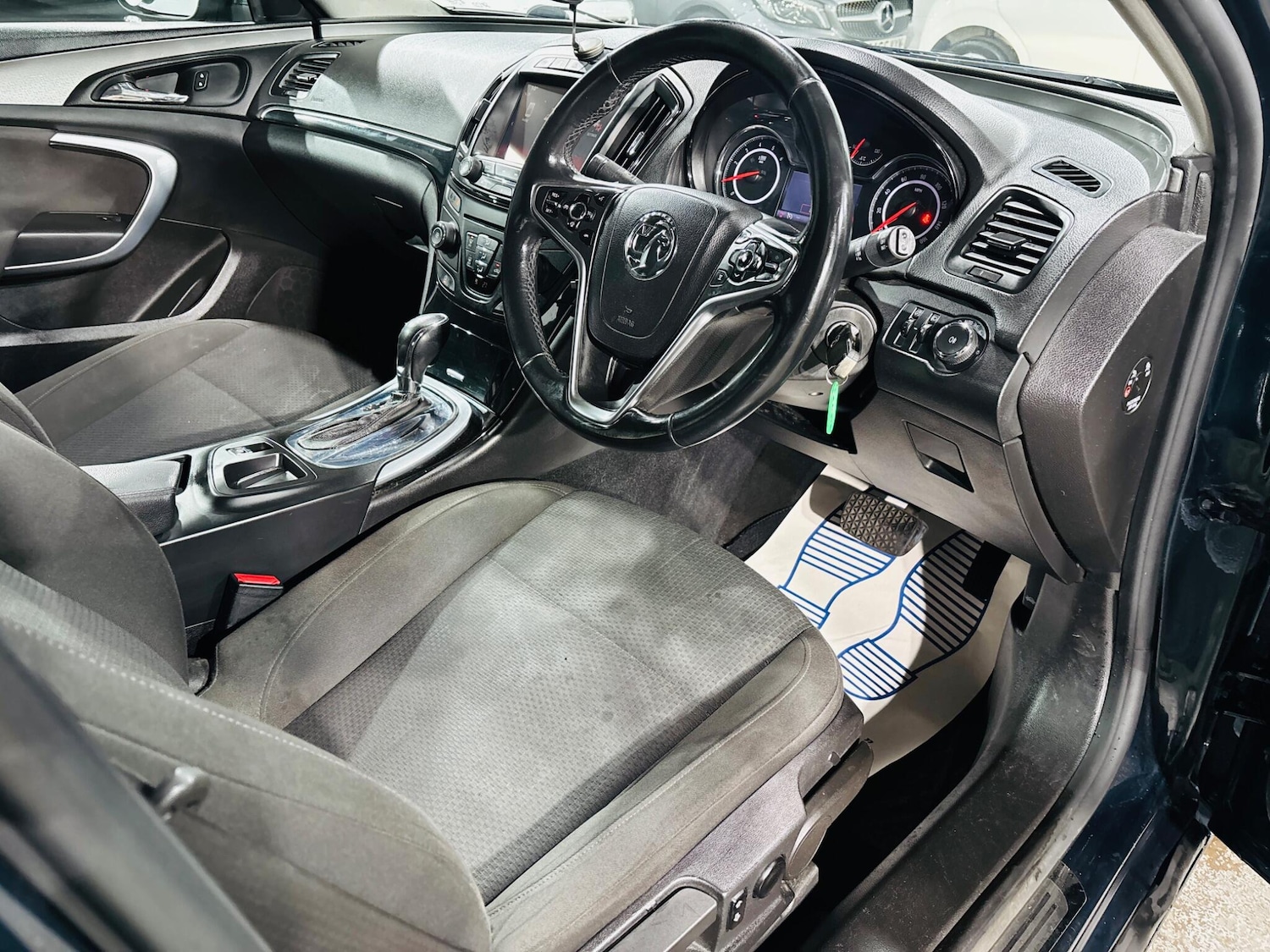 Used Vauxhall Insignia 2014 for sale - 76976563: Photo 10