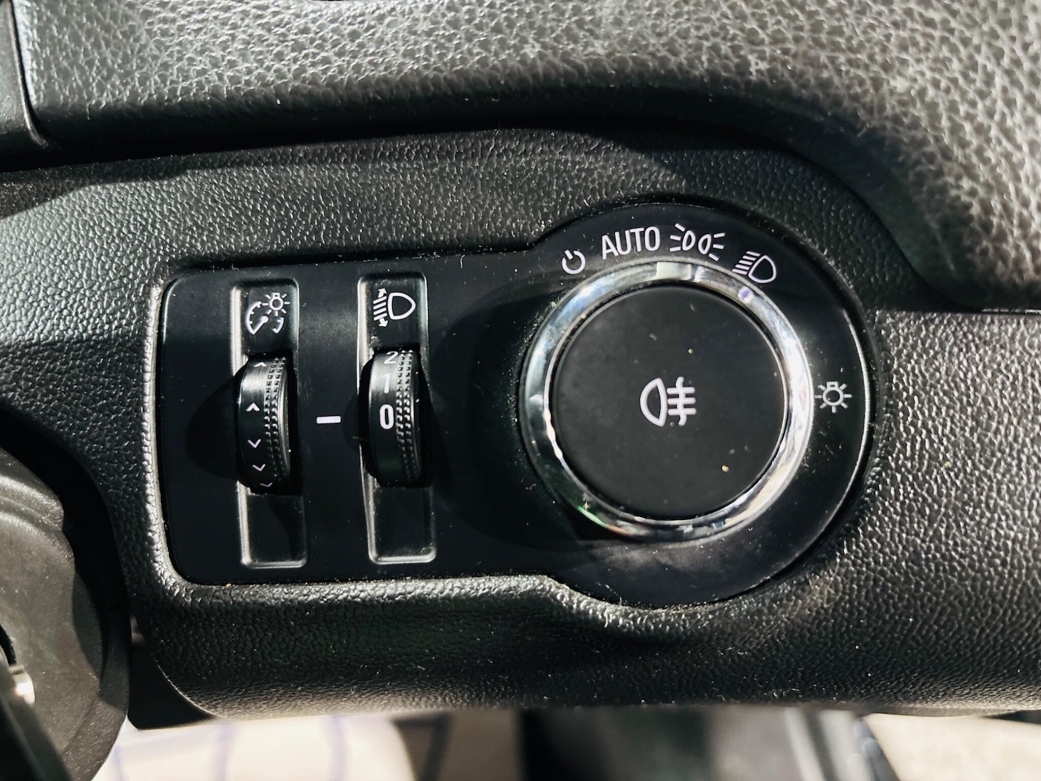 Used Vauxhall Insignia 2014 for sale - 76976563: Photo 18