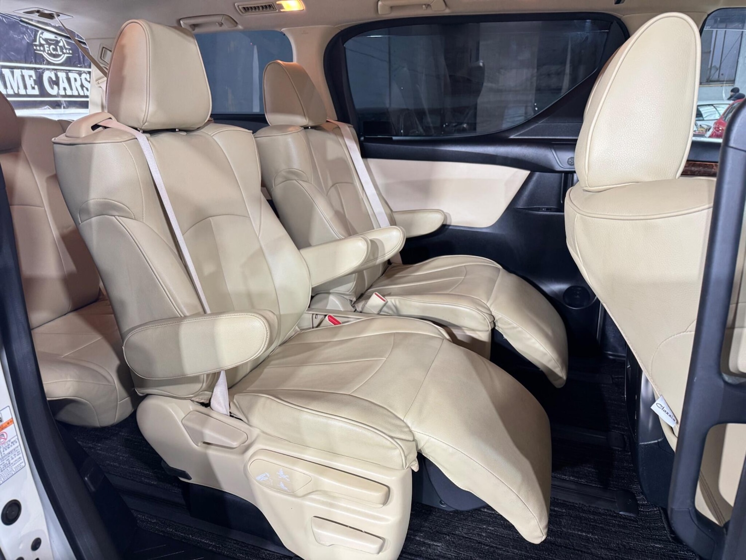 Used Toyota Alphard for sale - 77314746: Photo 15