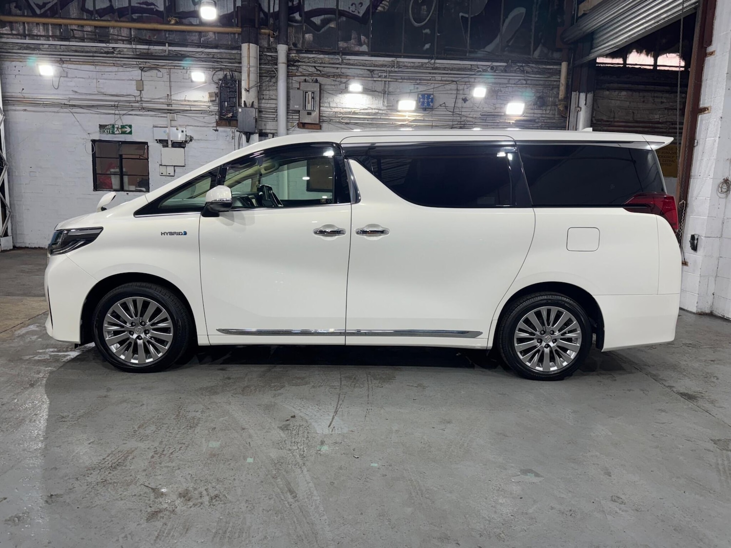 Used Toyota Alphard for sale - 77314746: Photo 8
