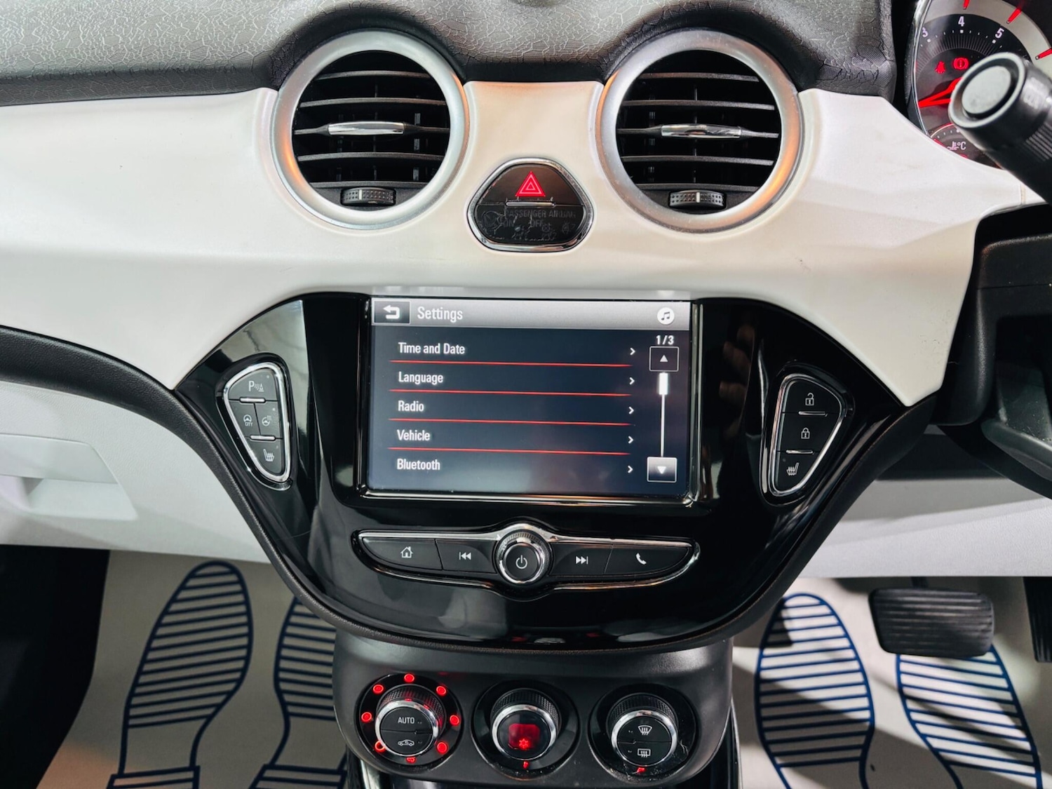 Used Vauxhall ADAM 2017 for sale - 76825194: Photo 26