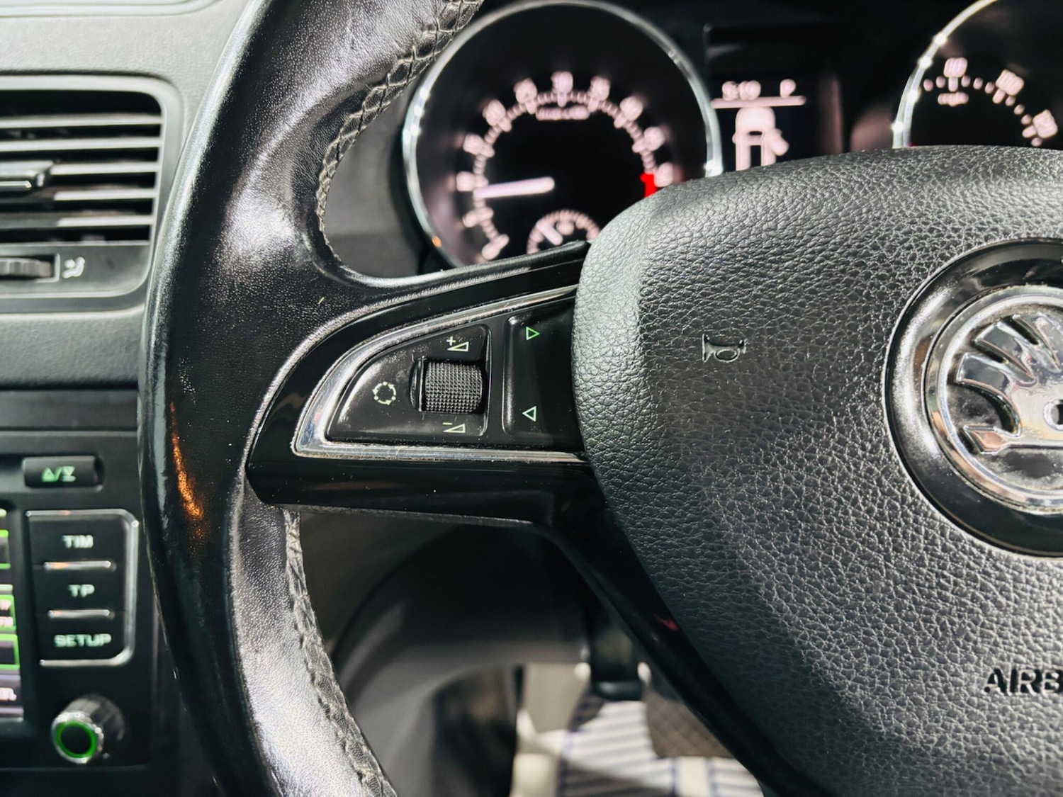 Used Skoda Yeti 2014 for sale - 77893015: Photo 21