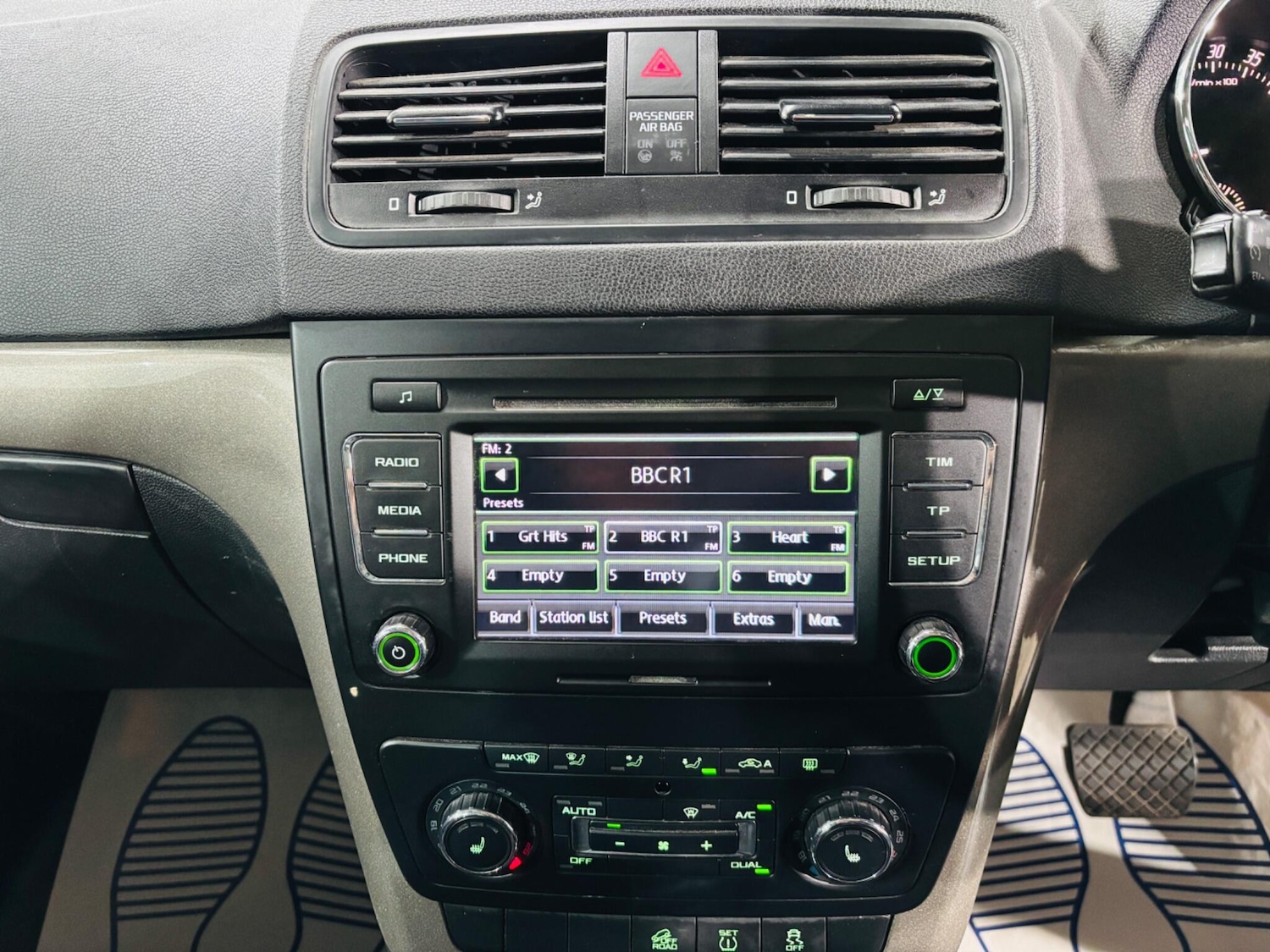 Used Skoda Yeti 2014 for sale - 77893015: Photo 22