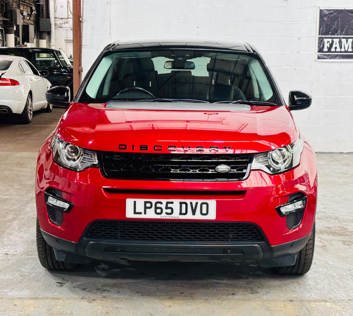 Used Land Rover Discovery Sport 2015 for sale - 77898348: Photo 2