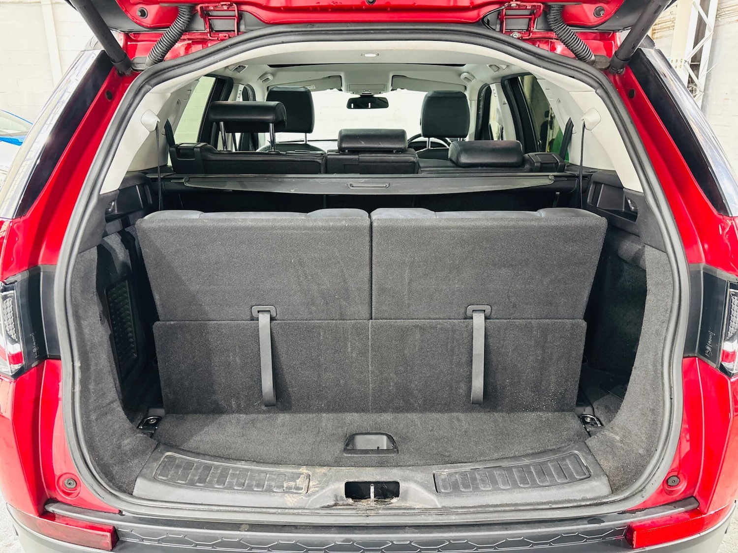 Used Land Rover Discovery Sport 2015 for sale - 77898348: Photo 34