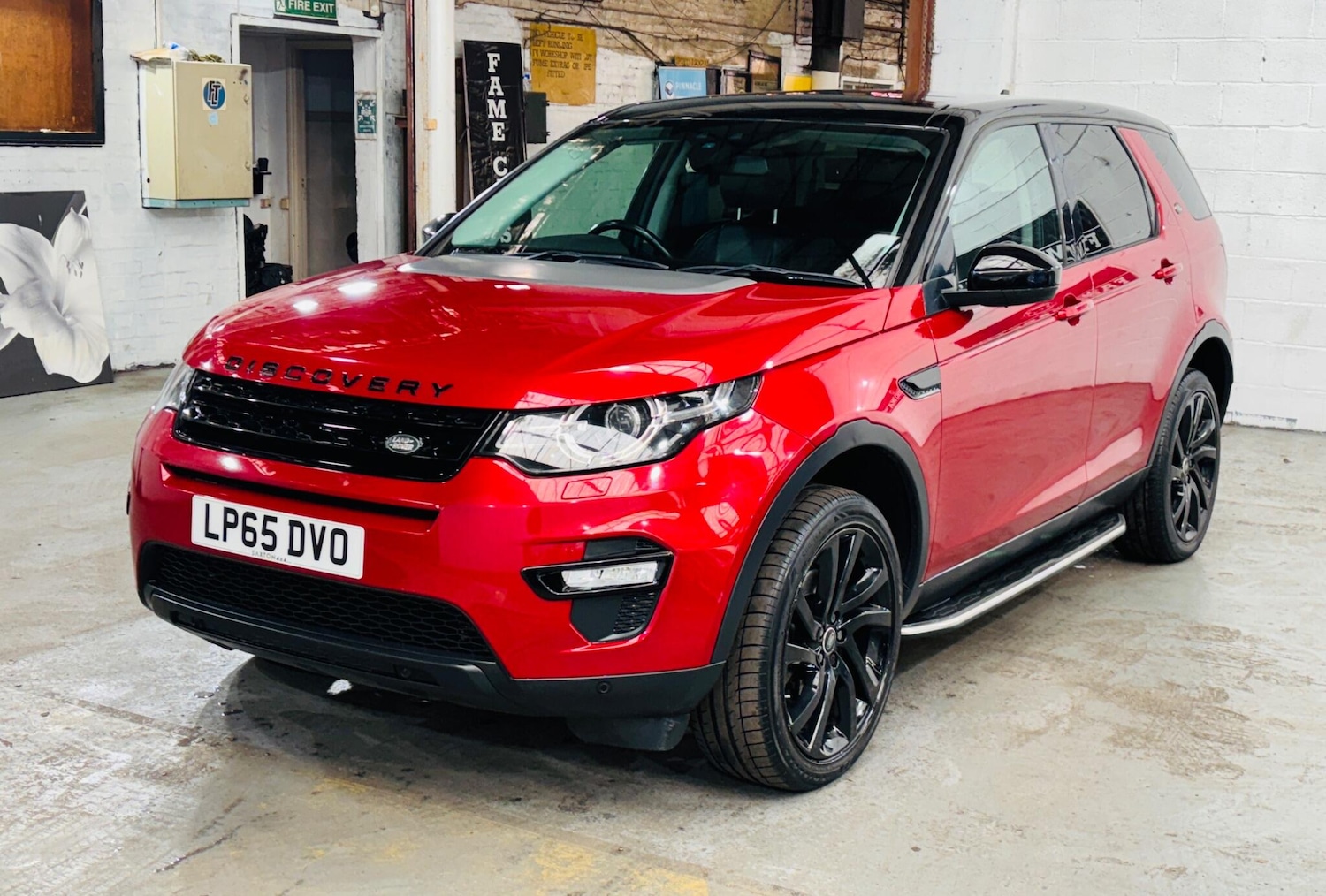 Used Land Rover Discovery Sport 2015 for sale - 77898348: Photo 4