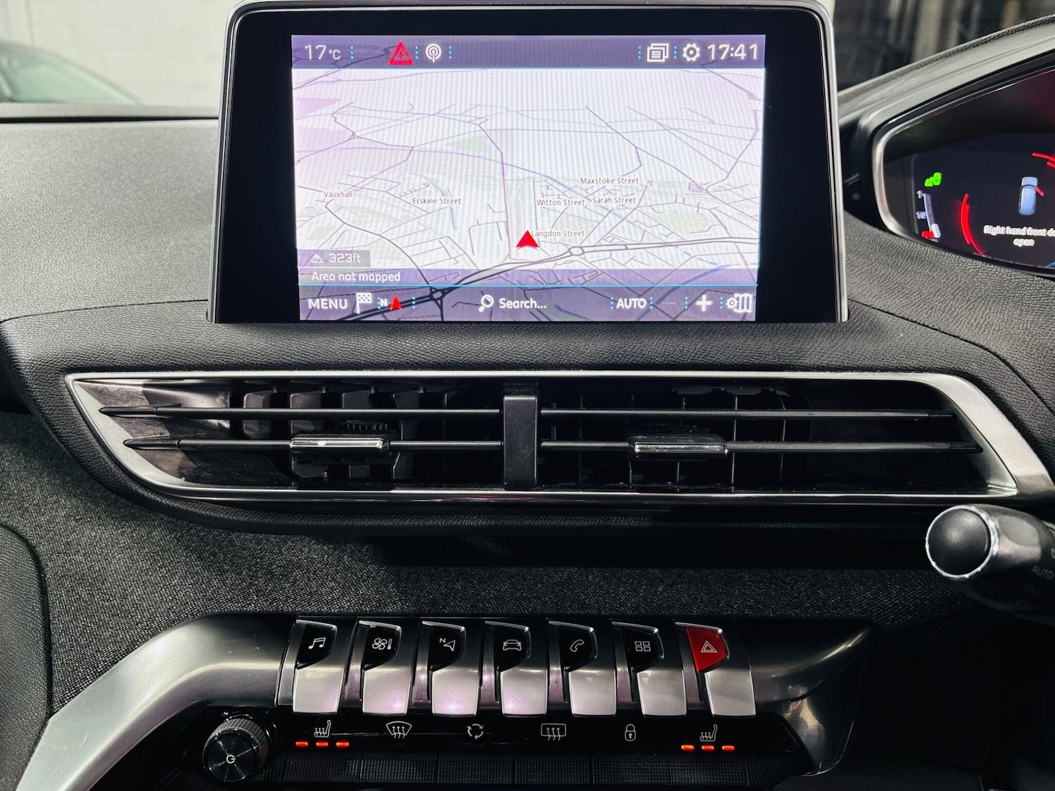 Used Peugeot 5008 2018 for sale - 76158689: Photo 22