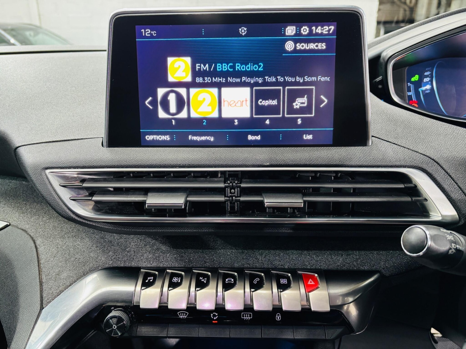 Used Peugeot 3008 2017 for sale - 76360530: Photo 22