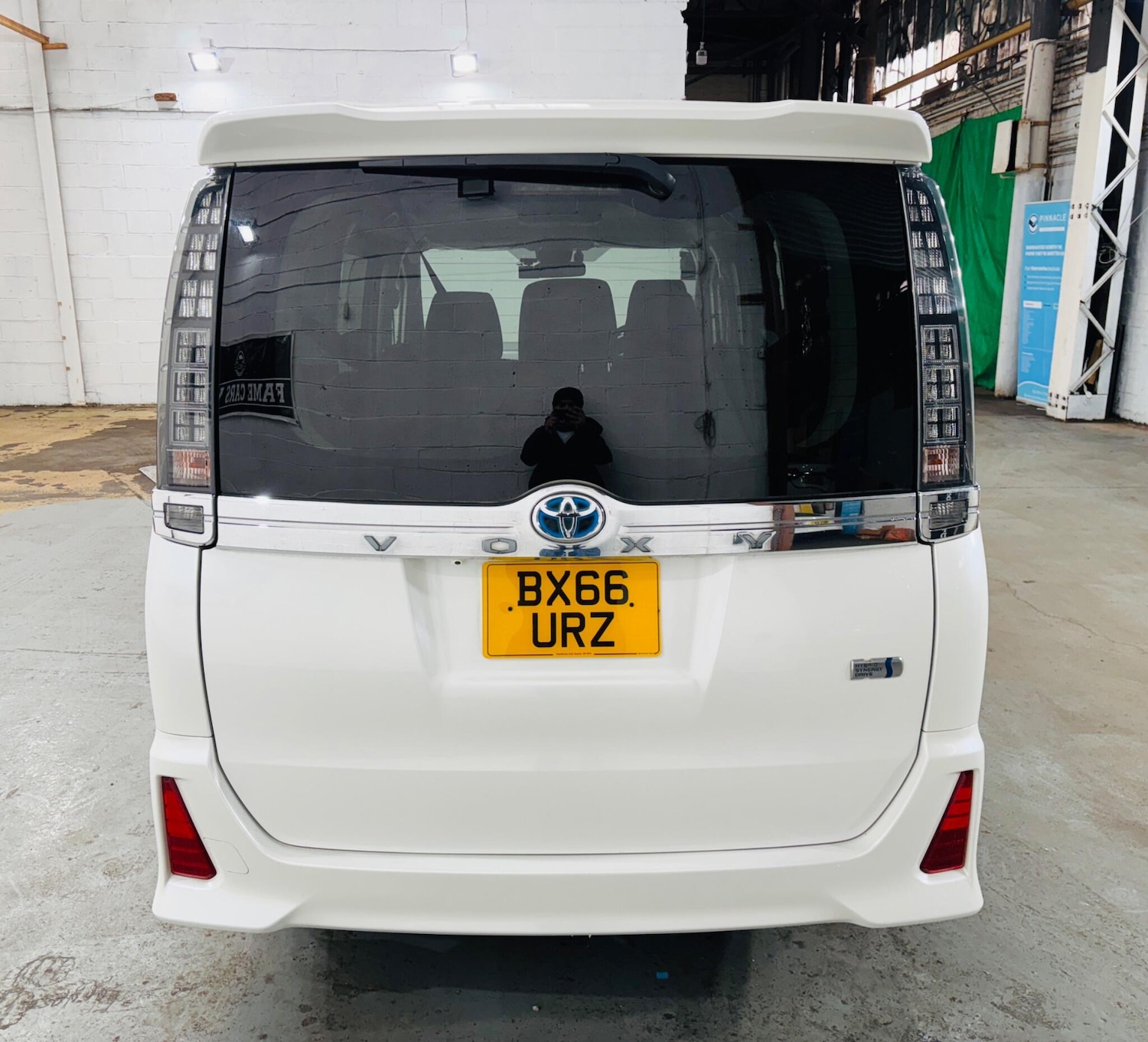 Used Toyota Voxy 2026 for sale - 77646638: Photo 6