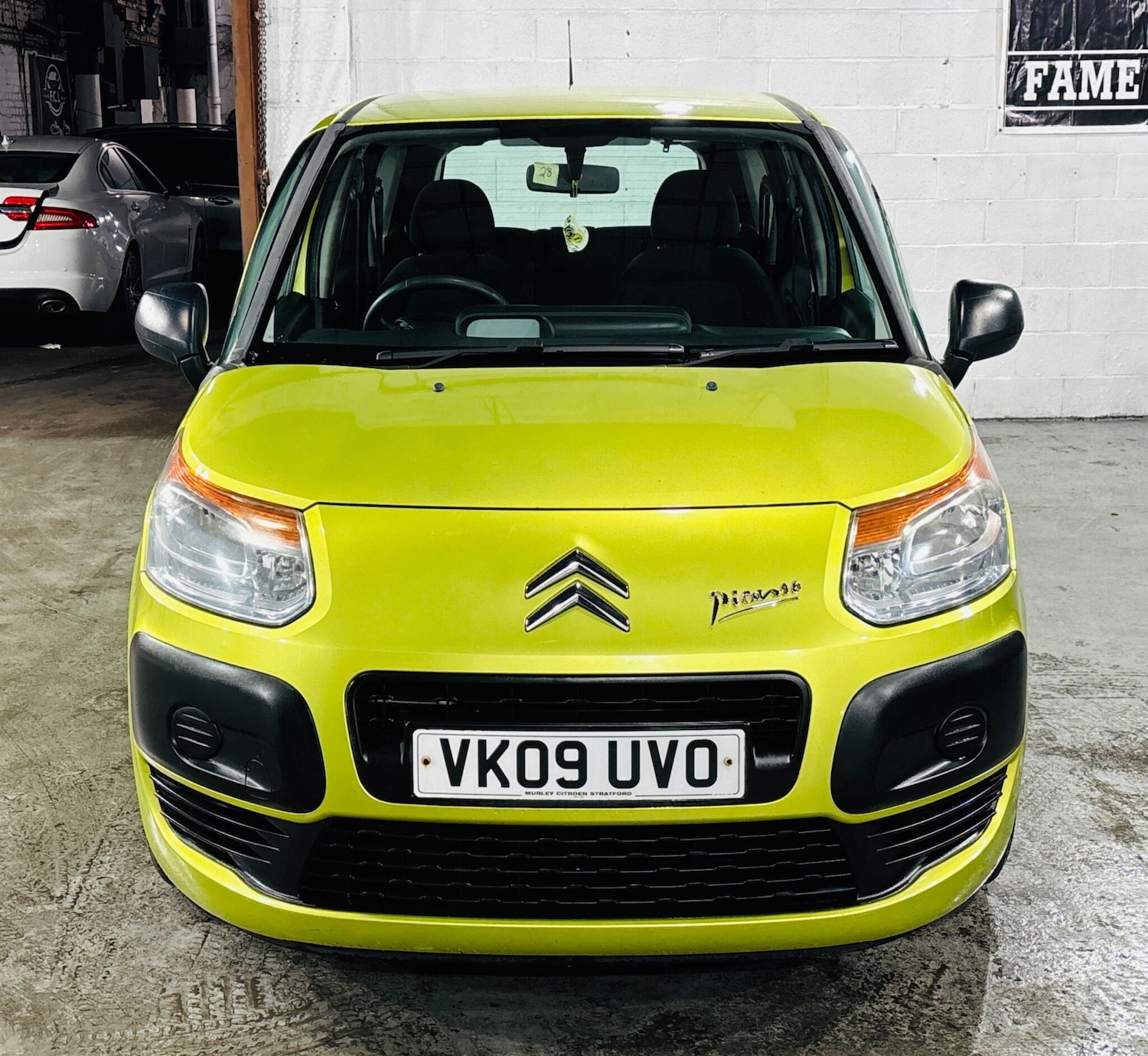Used Citroen C3 Picasso 2009 for sale - 76667358: Photo 2