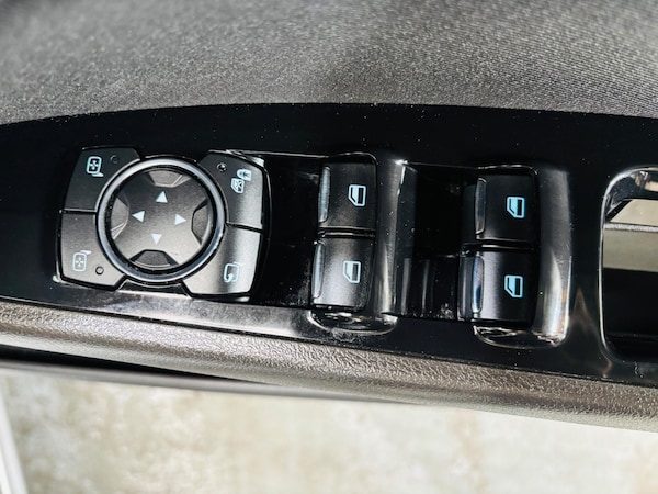 Used Ford Mondeo 2015 for sale - 76226392: Photo 17