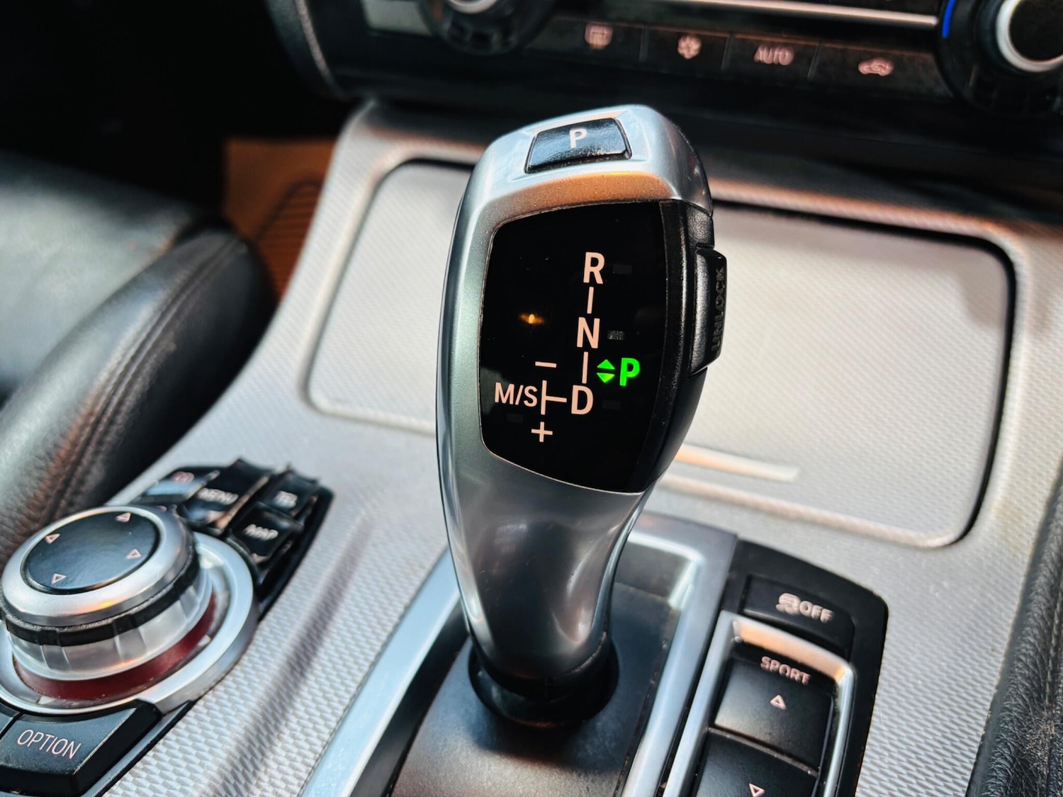 Used BMW 5 Series 2011 for sale - 76388583: Photo 30