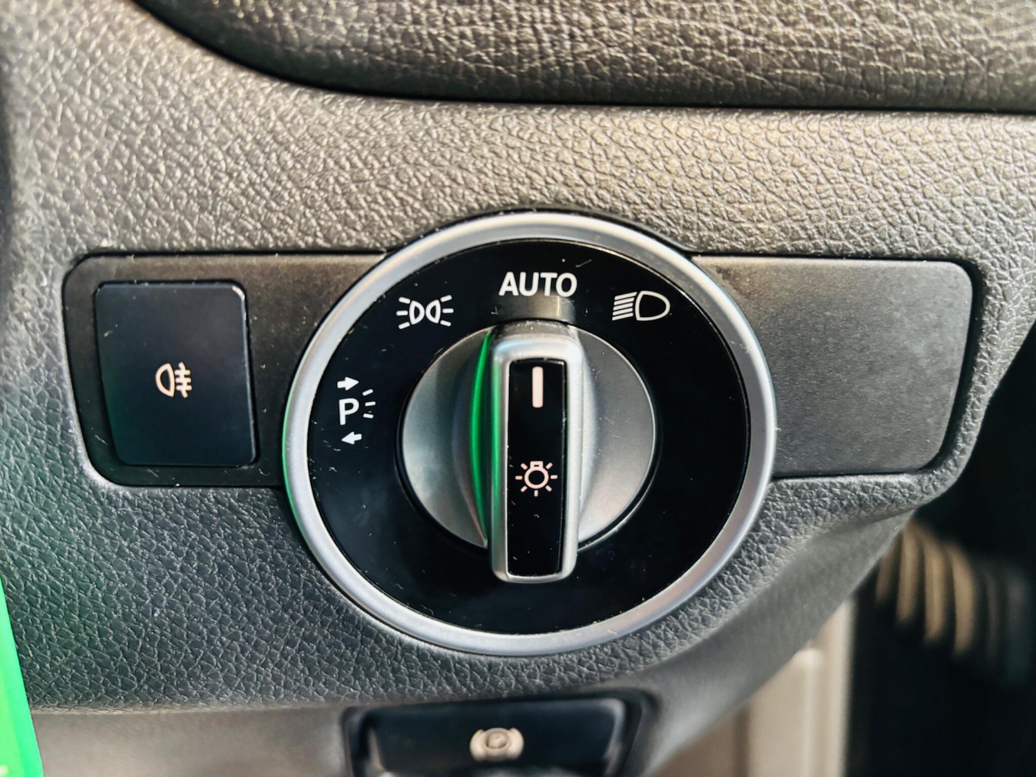 Used Mercedes-Benz CLA 2015 for sale - 77799471: Photo 19