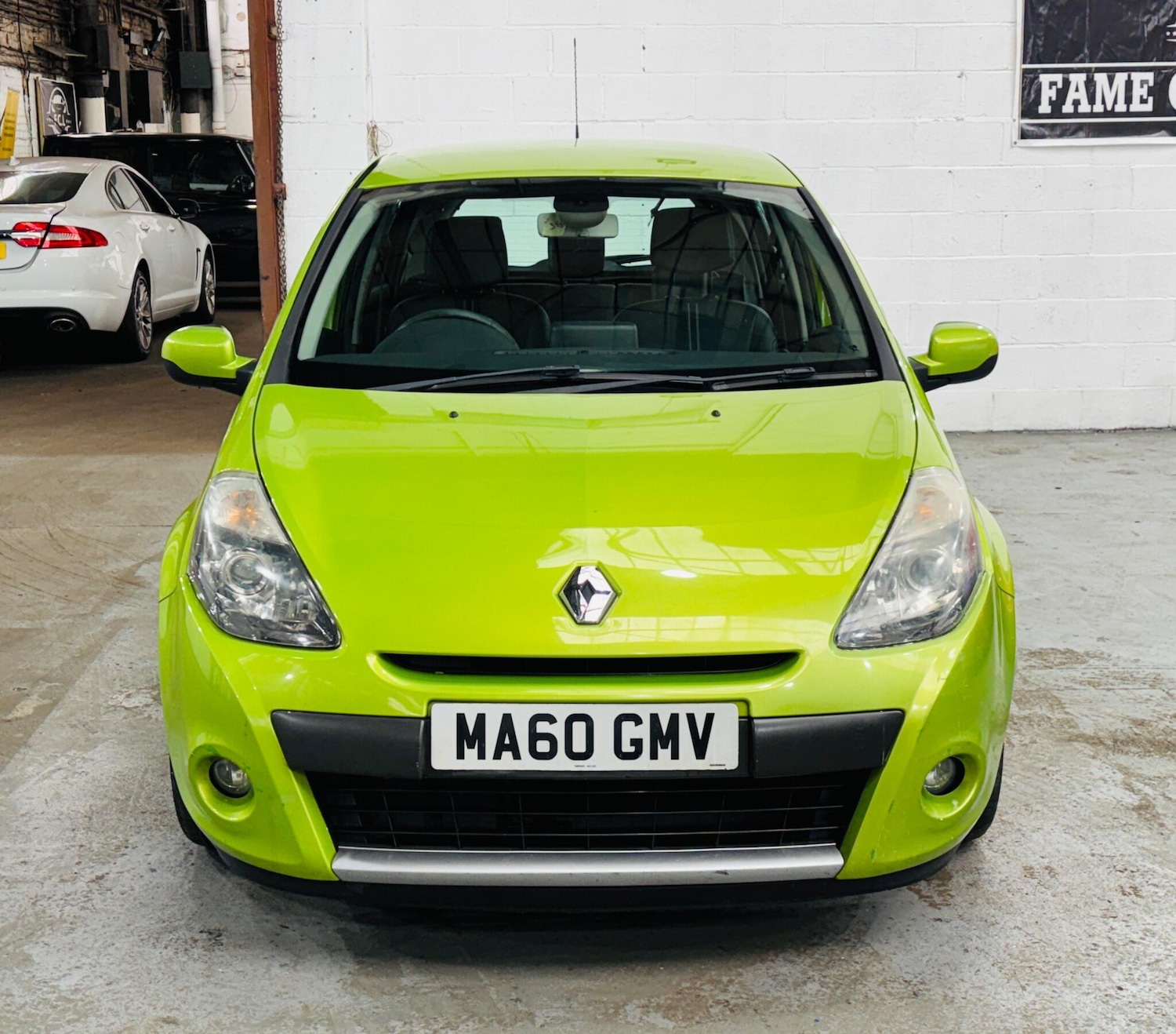 Used Renault Clio 2010 for sale - 78203907: Photo 2