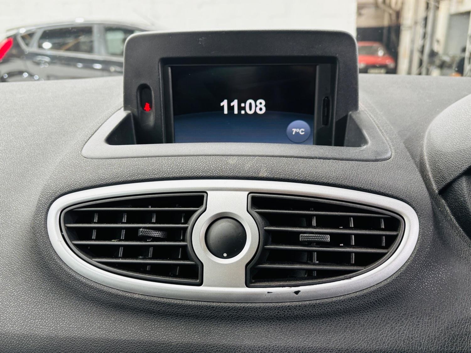 Used Renault Clio 2010 for sale - 78203907: Photo 22