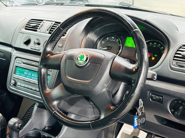 Used Skoda Roomster 2011 for sale - 76189386: Photo 11