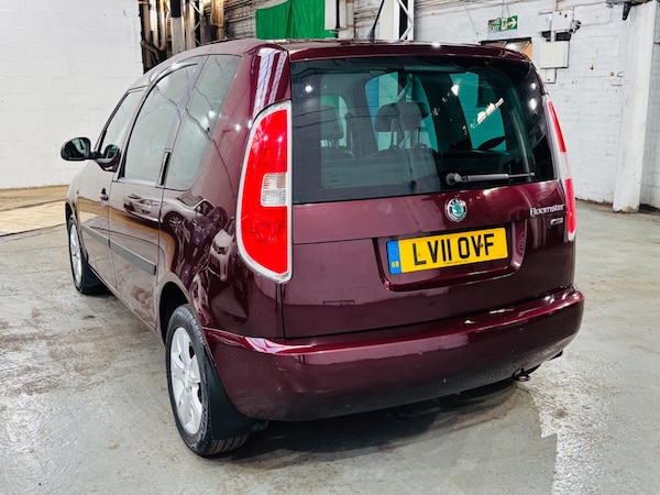 Used Skoda Roomster 2011 for sale - 76189386: Photo 7