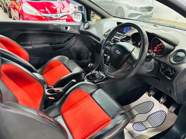 Used Ford Fiesta 2015 for sale - 75040477: Photo 10