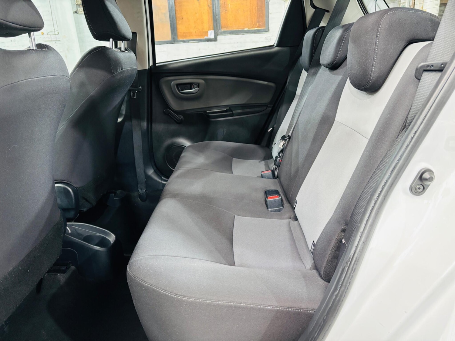 Used Toyota Yaris 2017 for sale - 76422857: Photo 16