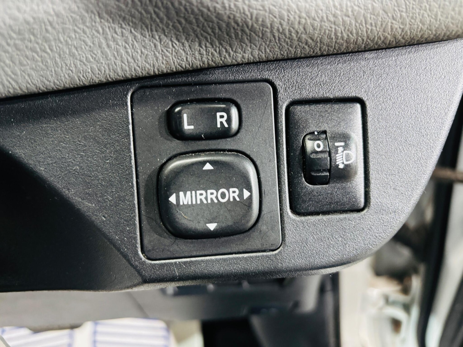 Used Toyota Yaris 2017 for sale - 76422857: Photo 18