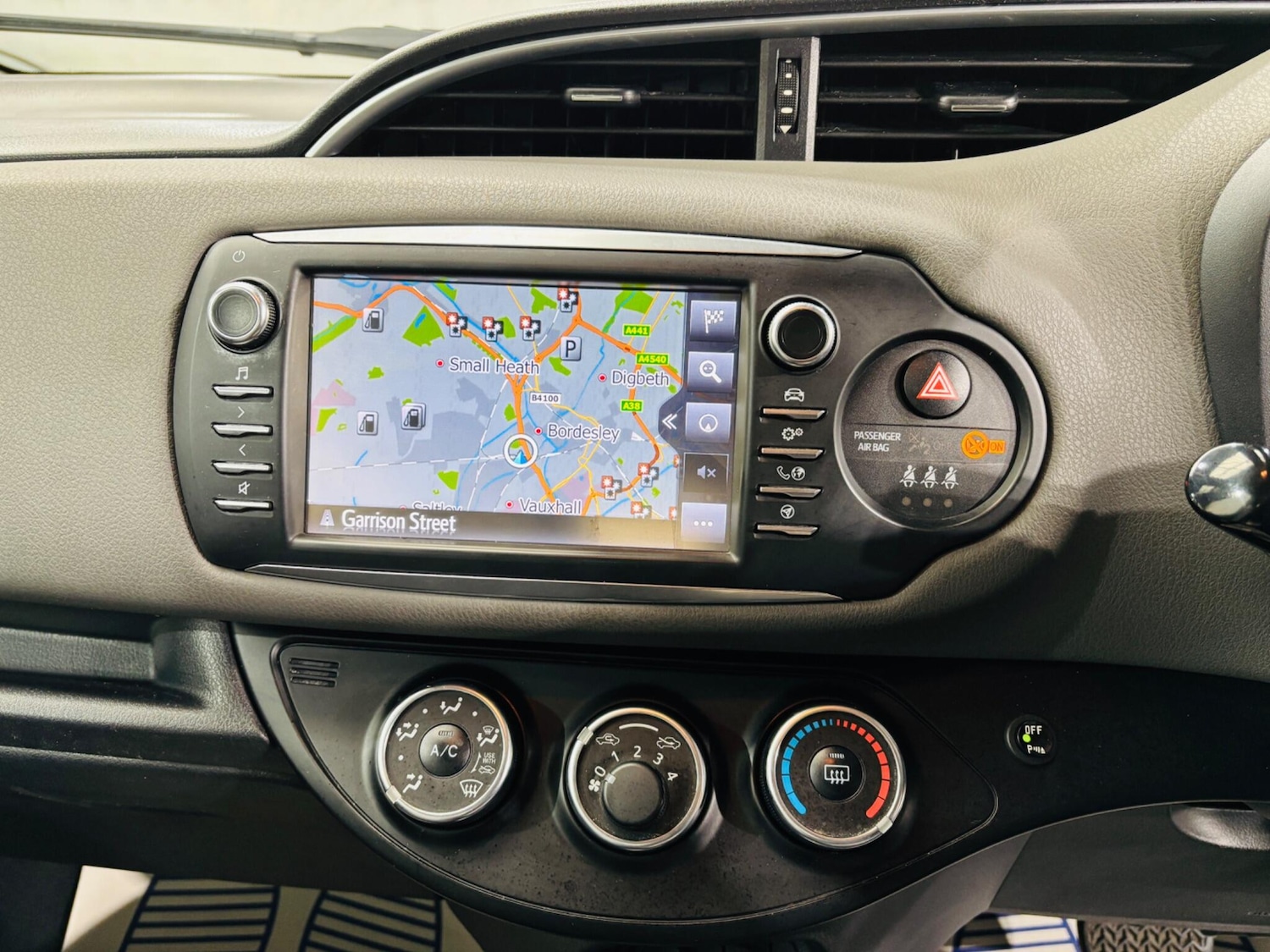 Used Toyota Yaris 2017 for sale - 76422857: Photo 22