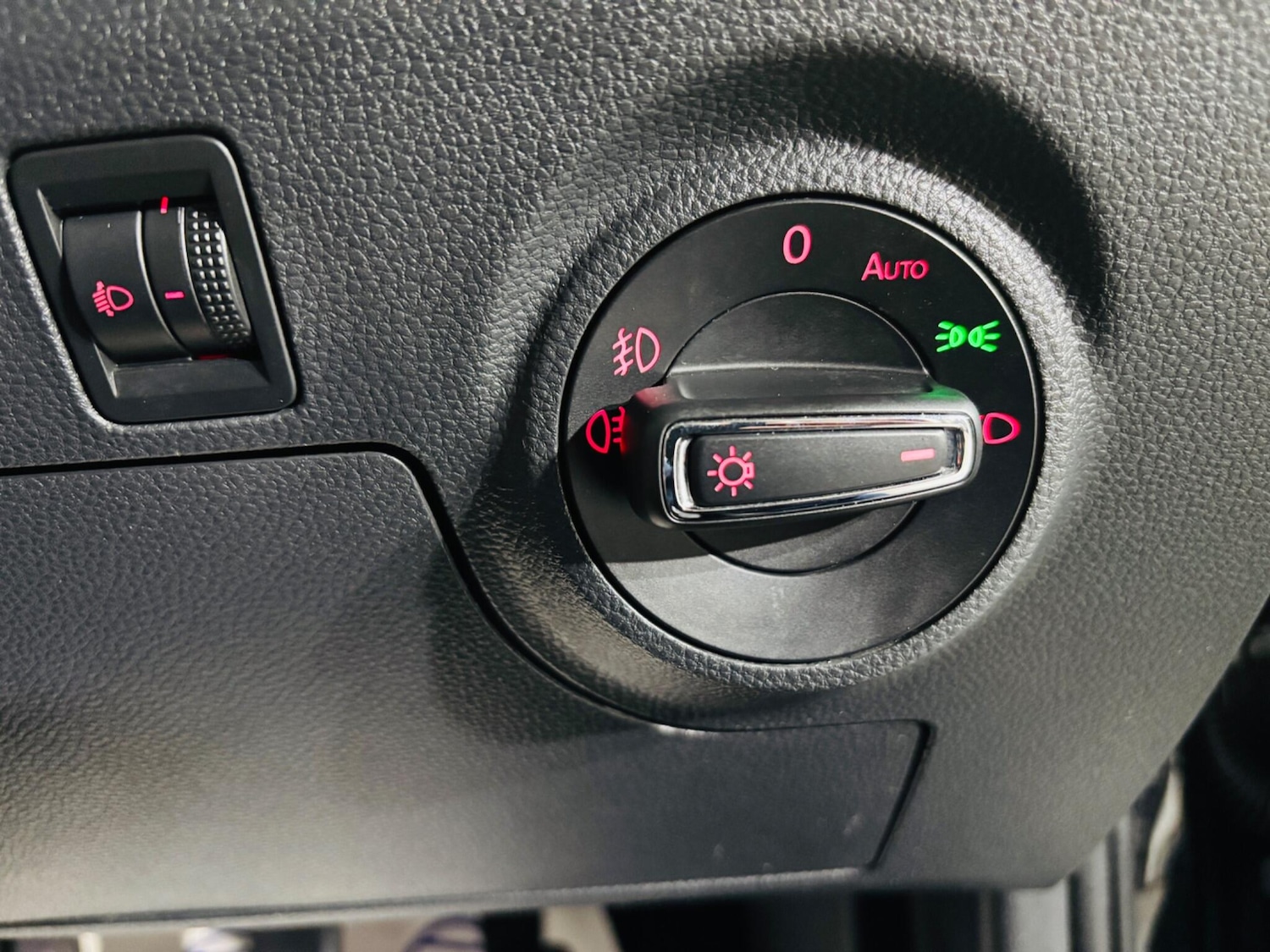 Used SEAT Ibiza 2017 for sale - 76849708: Photo 18